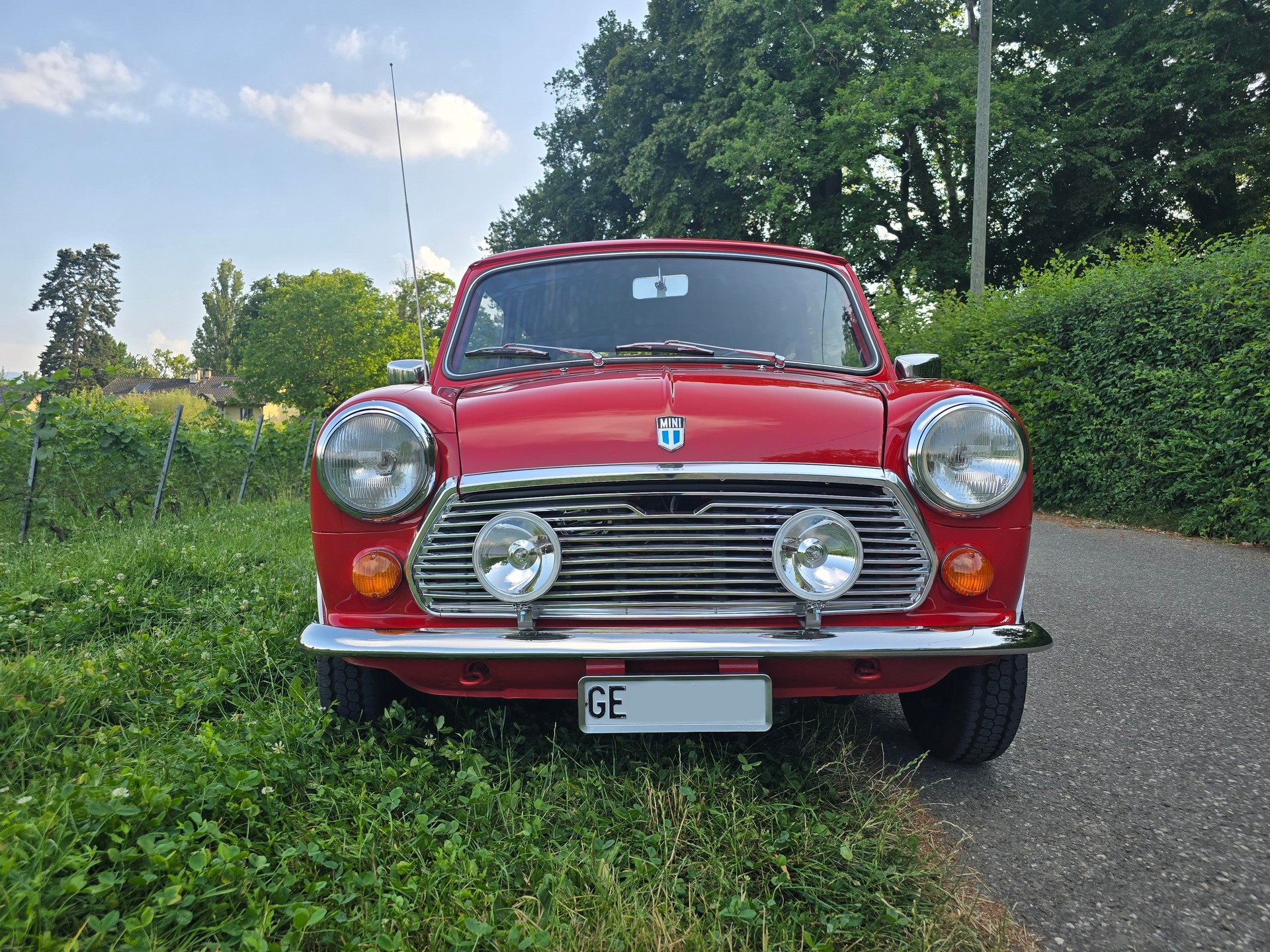 MINI 1000 Classic Automatic-image-6