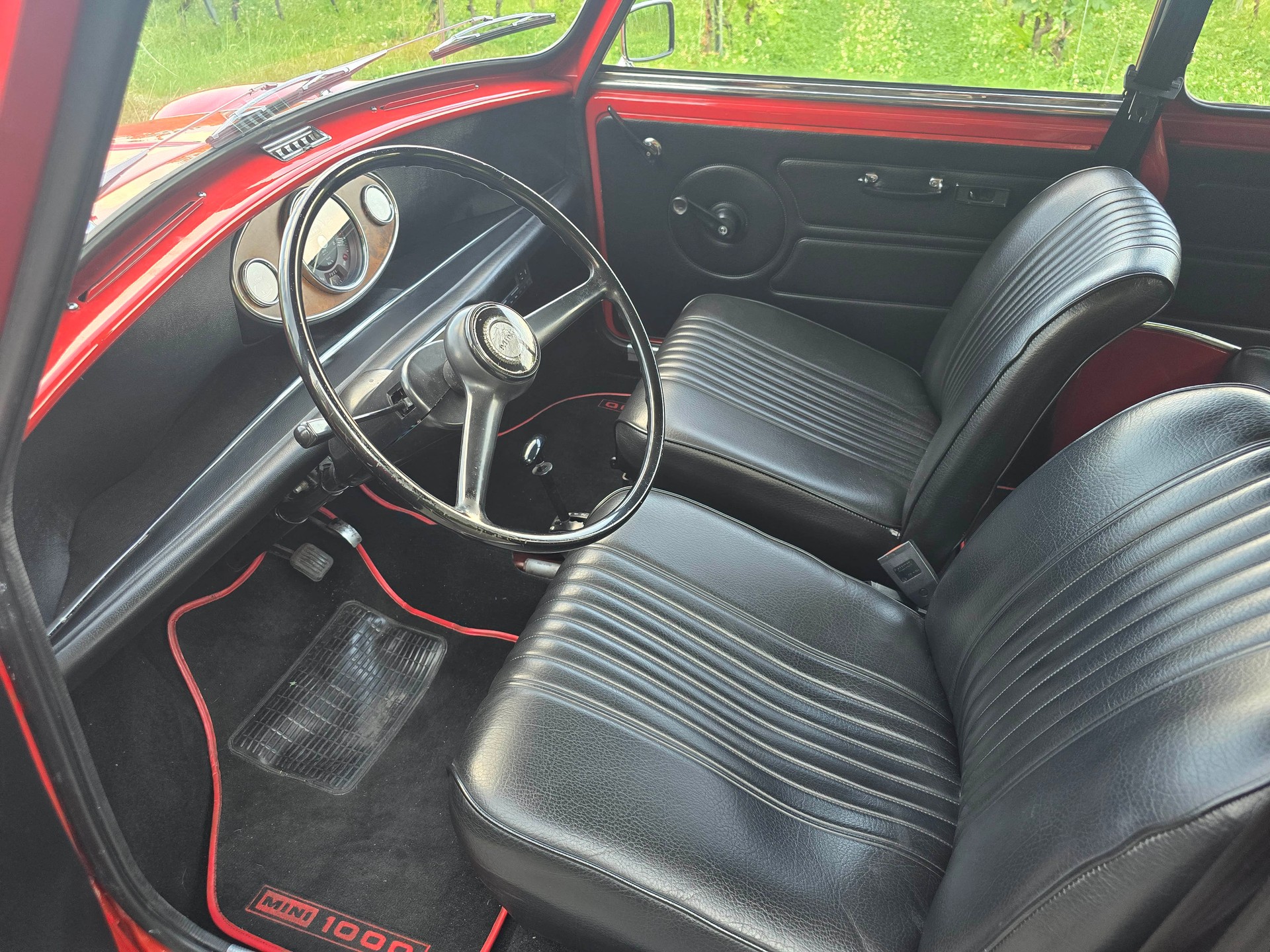 MINI 1000 Classic Automatic-image-7