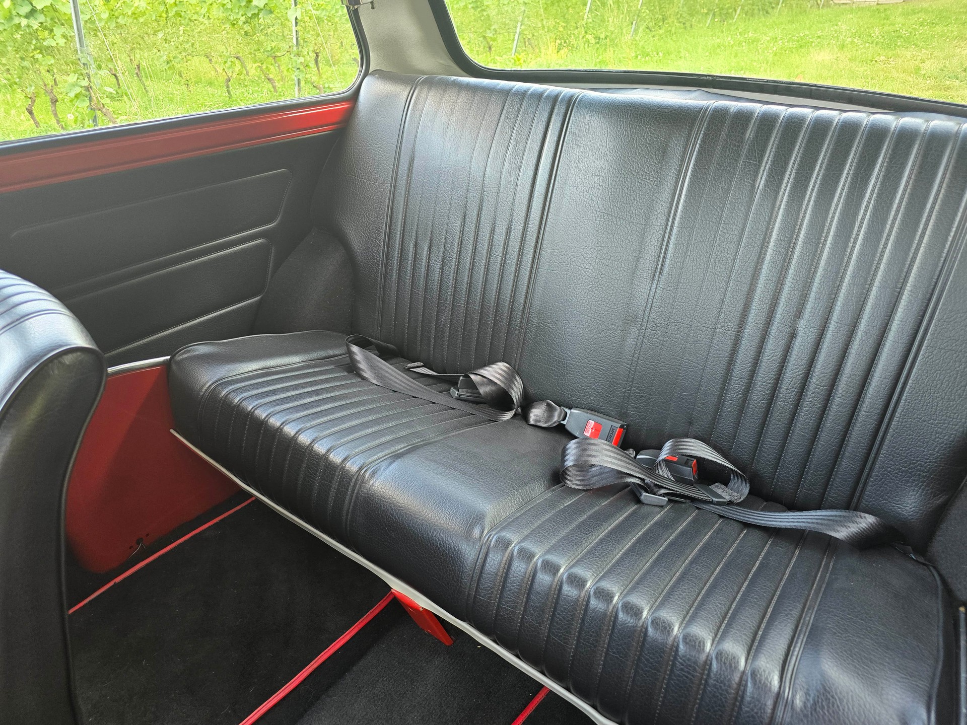 MINI 1000 Classic Automatic-image-12