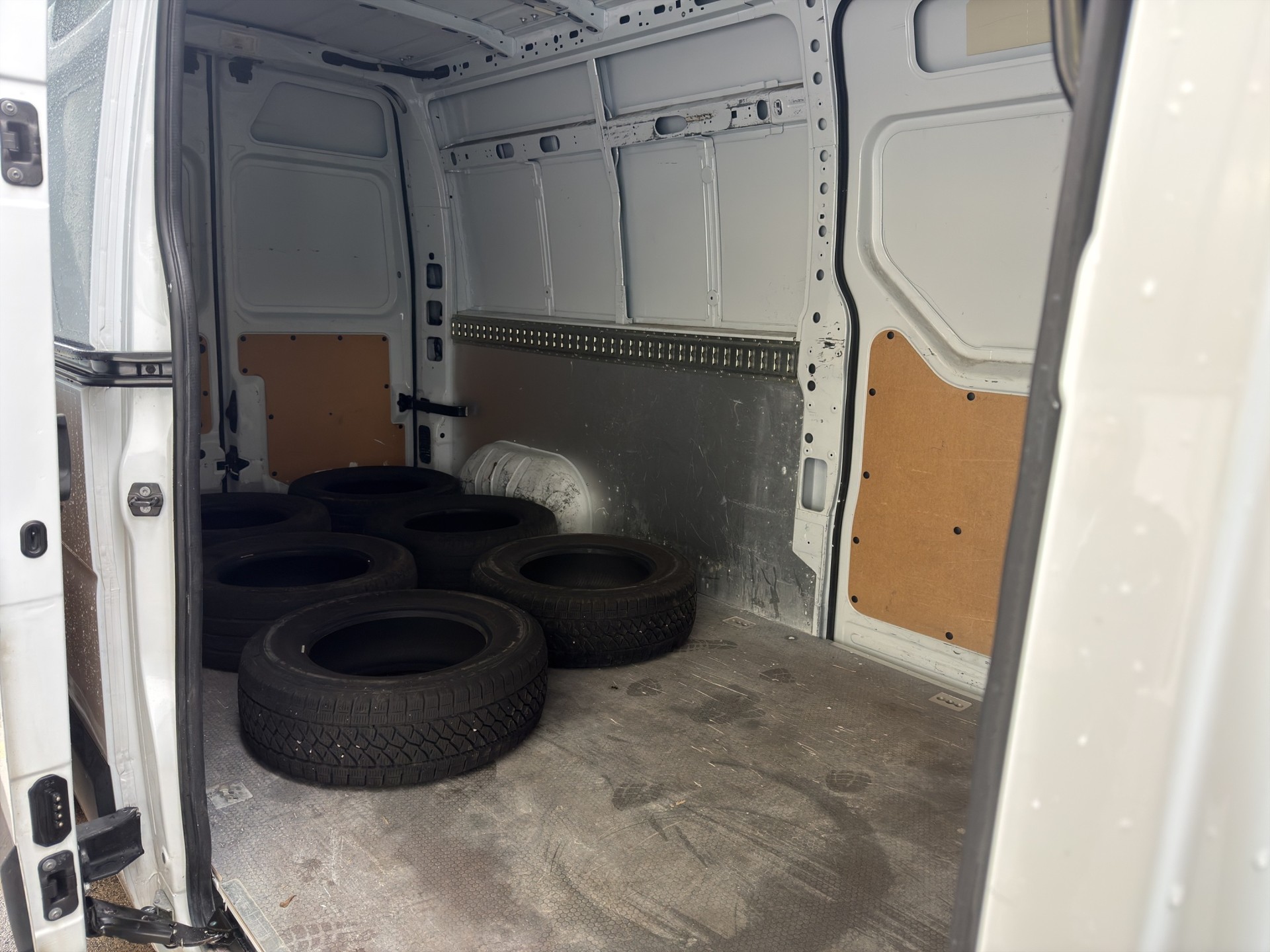 RENAULT Master T35 dCi150 L3H2-image-7