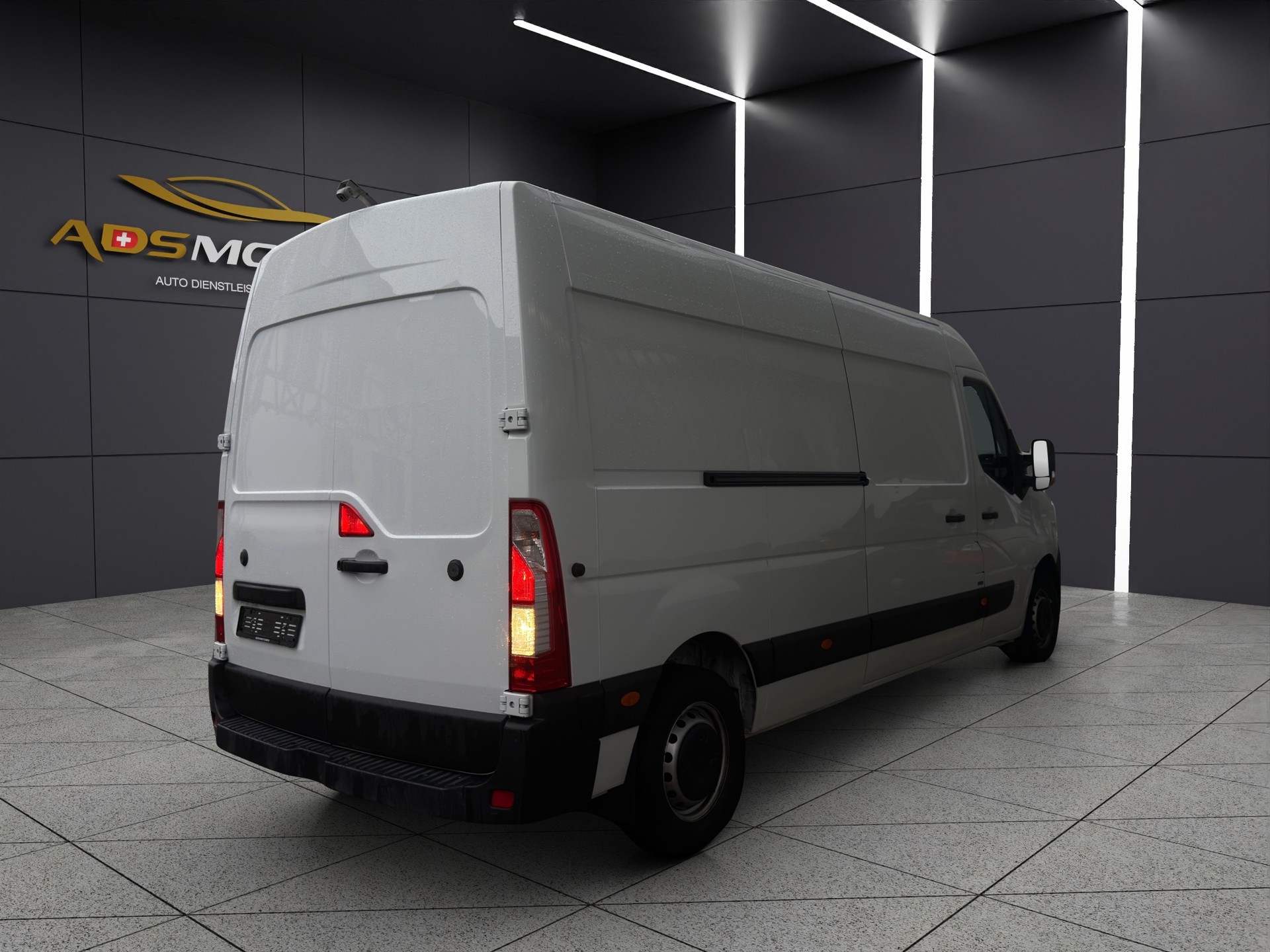 RENAULT Master T35 dCi150 L3H2-image-11