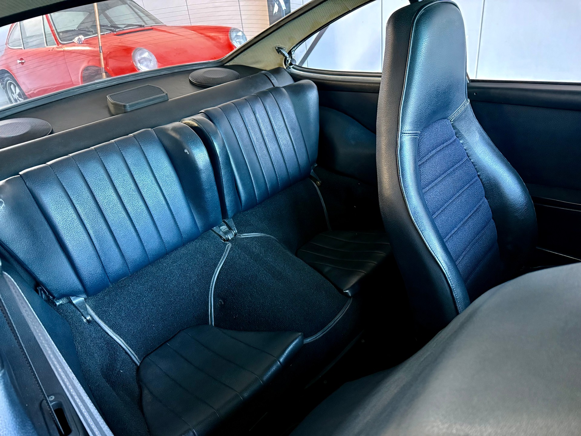 PORSCHE 911 2.7l Coupé-image-9