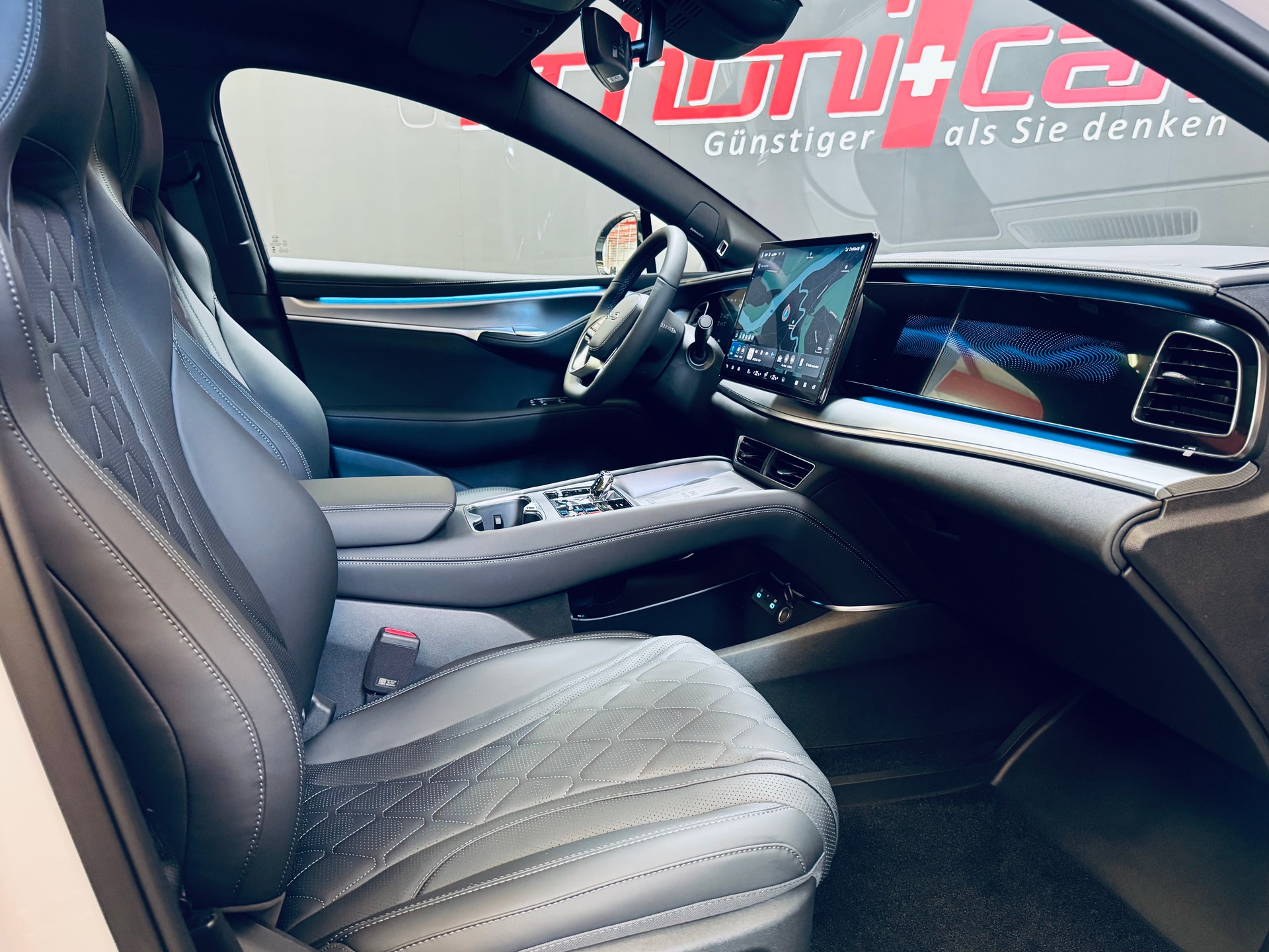 BYD Sealion 7 91,3 kWh Excellence AWD-image-15