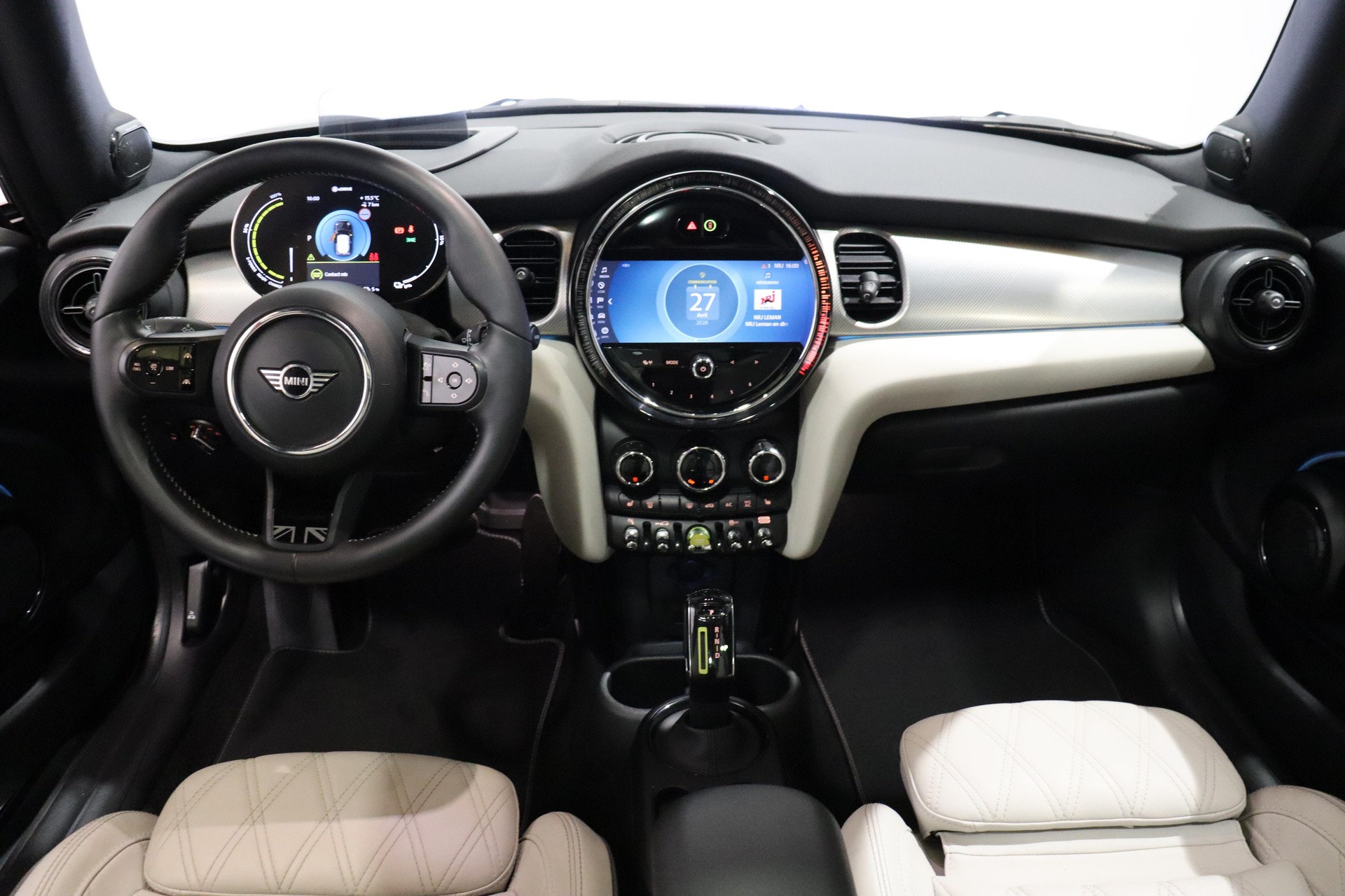 MINI F56 Cooper SE-image-6