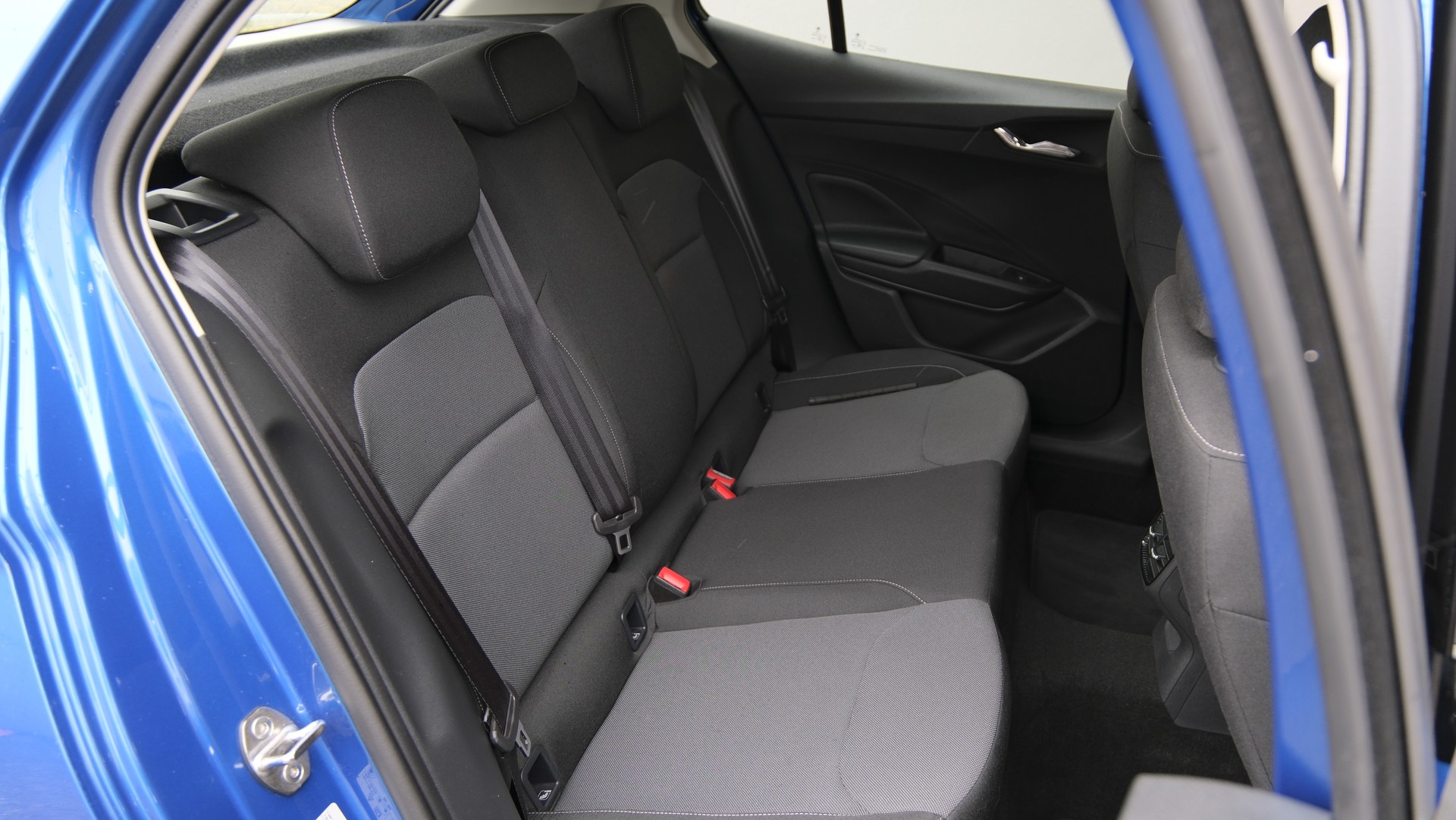 SKODA Fabia 1.0 TSI Selection DSG-image-22