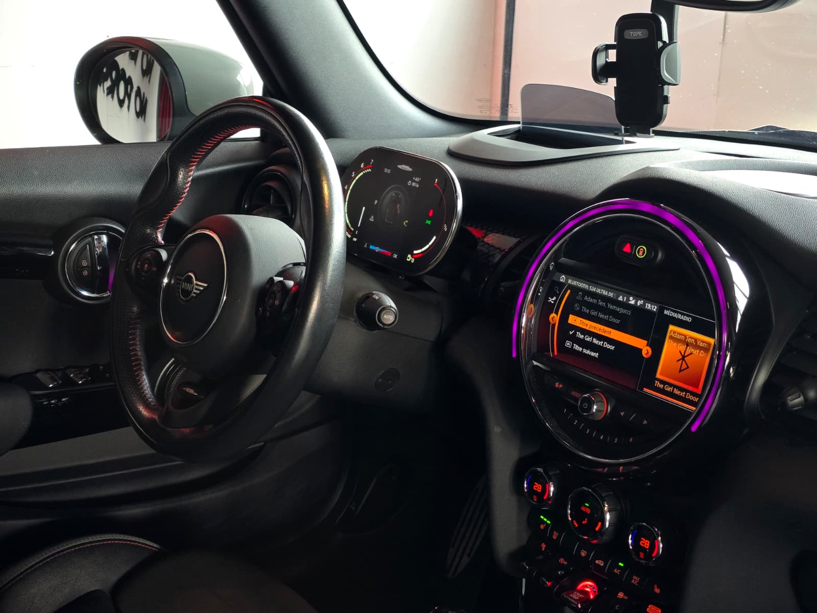MINI Cooper John Cooper Works Cabriolet Steptronic-image-5