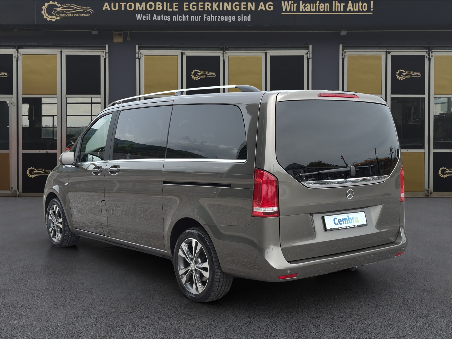 MERCEDES-BENZ V 250 d Swiss Edition lang 4Matic 7G-Tronic-image-6