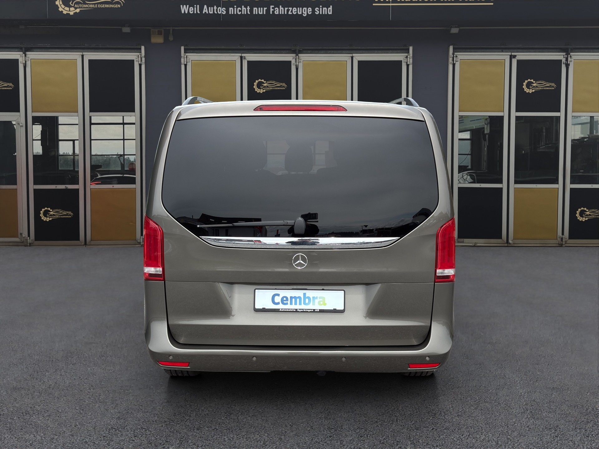 MERCEDES-BENZ V 250 d Swiss Edition lang 4Matic 7G-Tronic-image-5