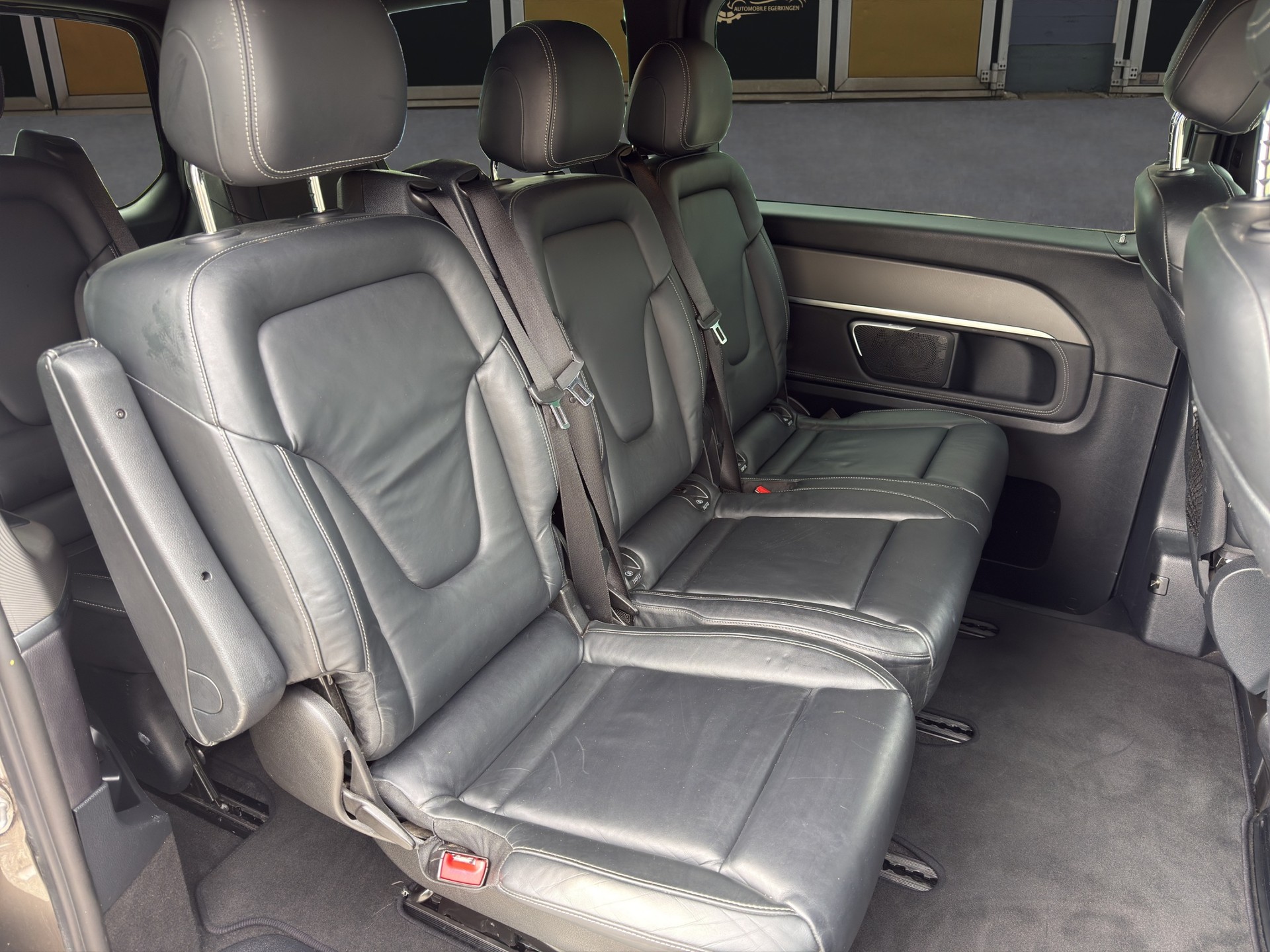 MERCEDES-BENZ V 250 d Swiss Edition lang 4Matic 7G-Tronic-image-12