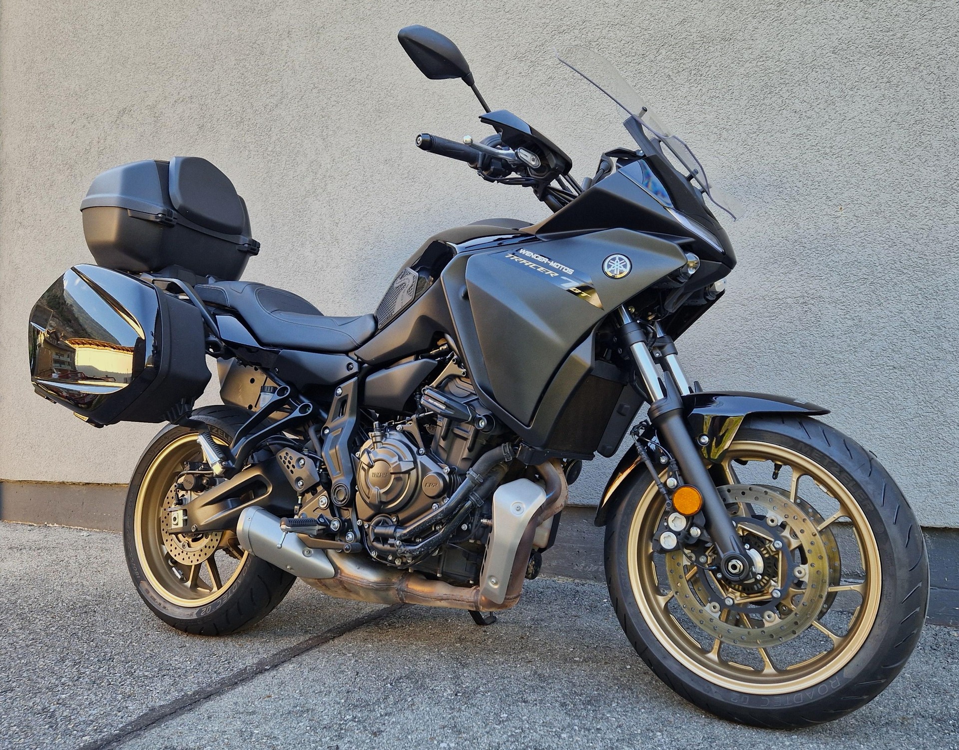 YAMAHA TRACER 7 GT-showroom-element-1