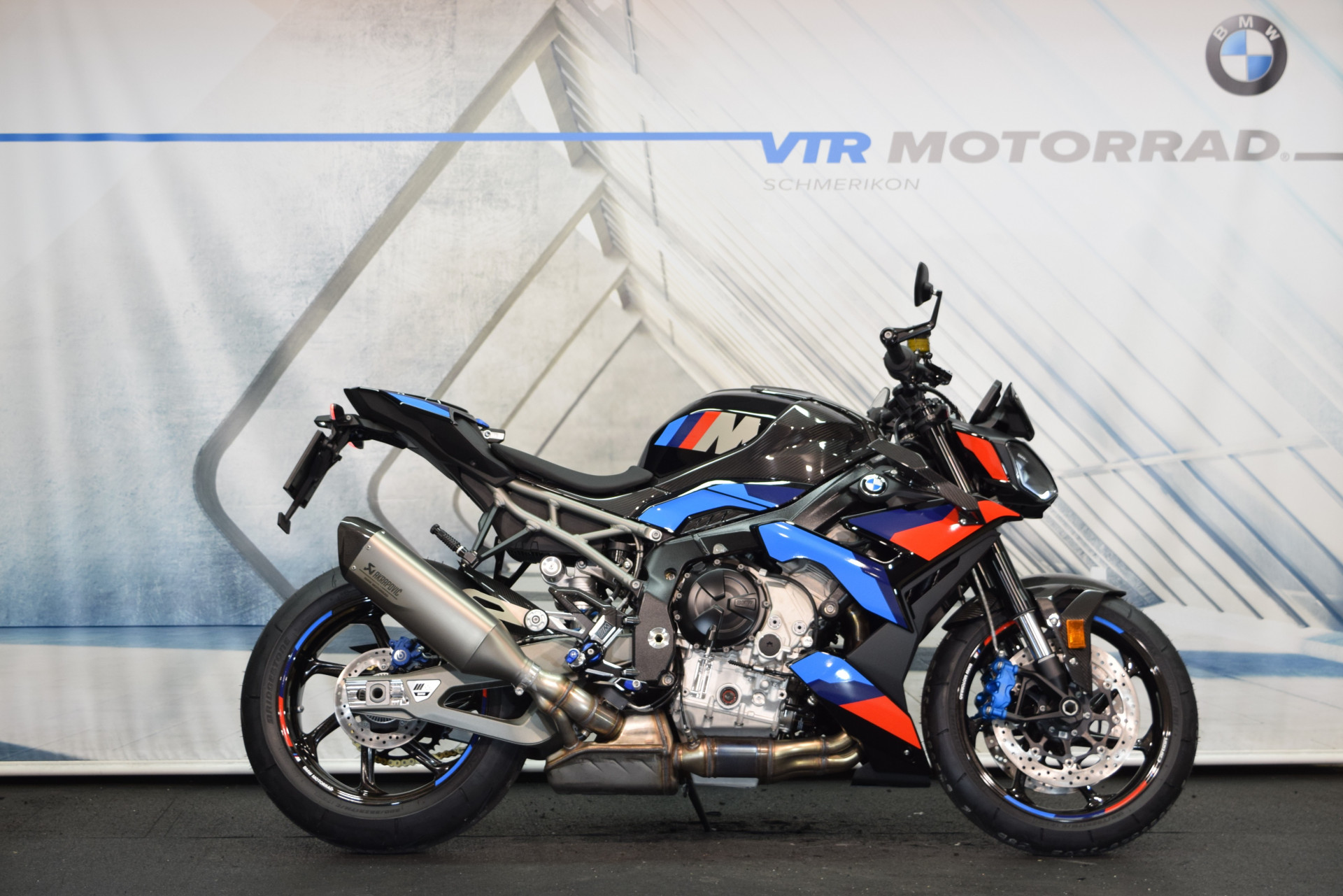 BMW M 1000 R Competition inkl. 5 Jahre Garantie!-showroom-element-1