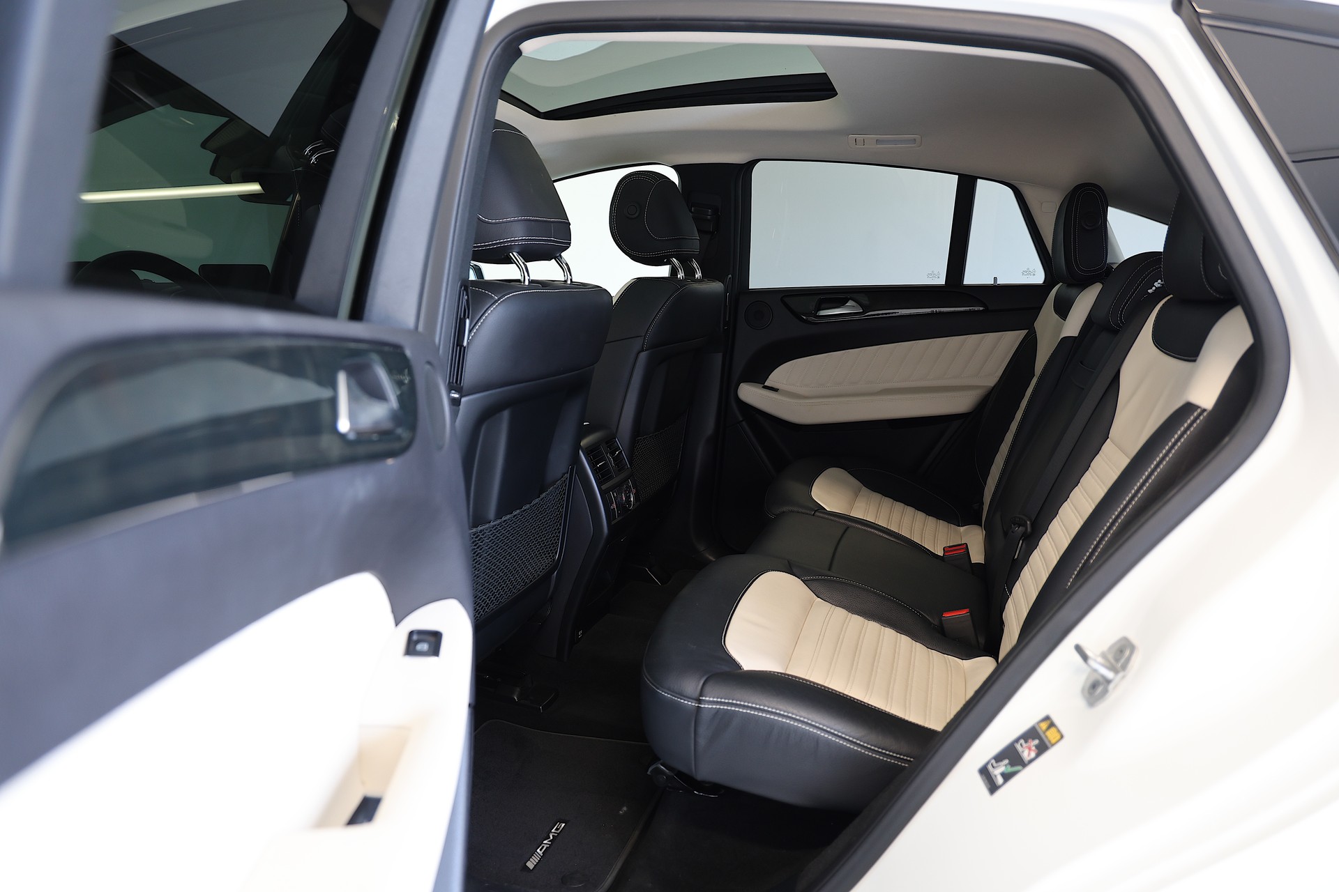 MERCEDES-BENZ GLE Coupé 350 d AMG-Line 4Matic 9G-Tronic-image-19