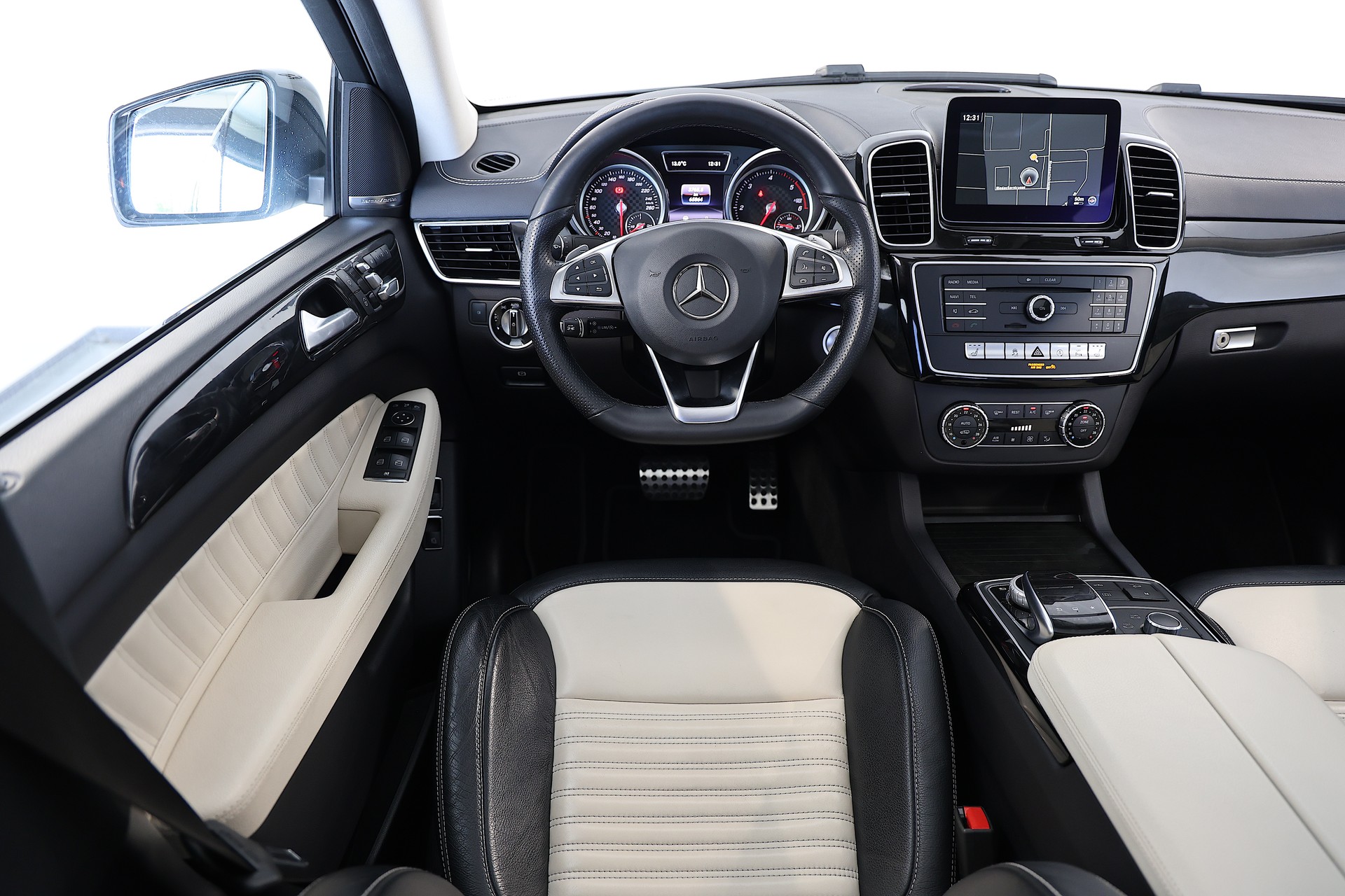 MERCEDES-BENZ GLE Coupé 350 d AMG-Line 4Matic 9G-Tronic-image-11