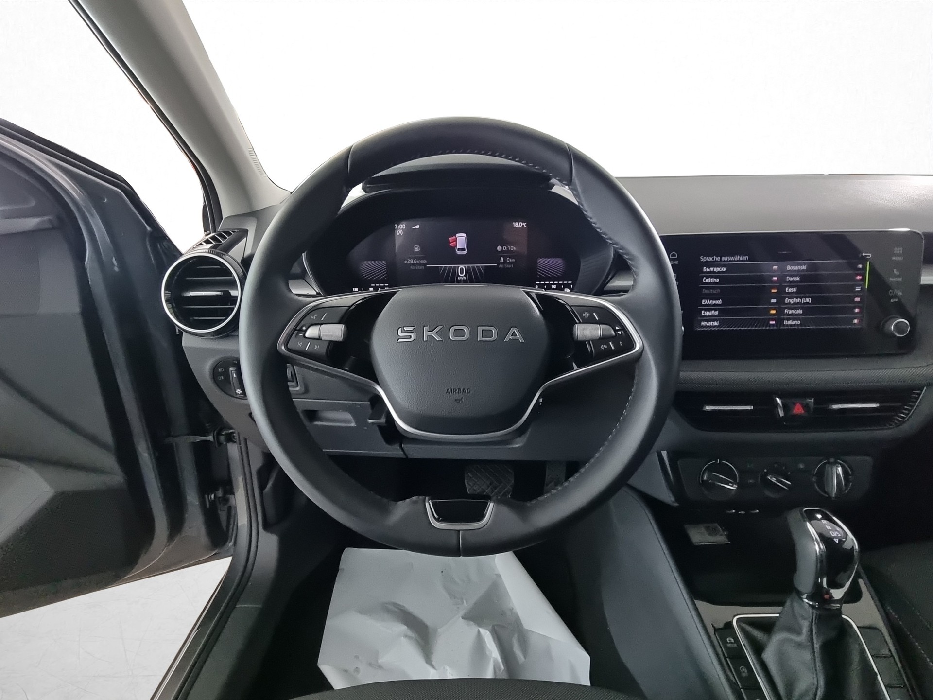 SKODA Fabia 1.0 TSI Selection *5Jahre Garantie*-image-8