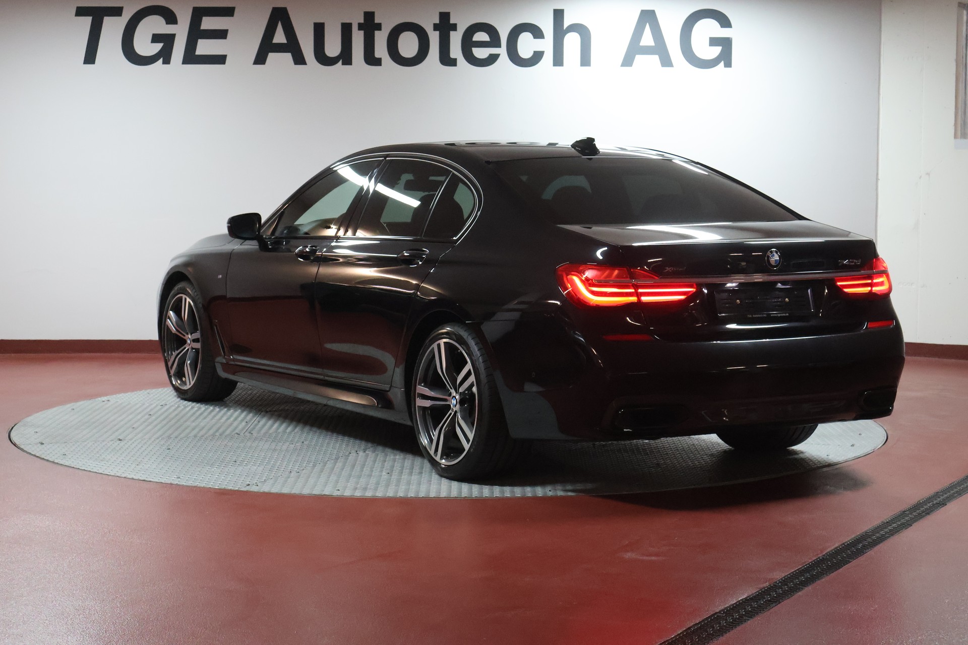 BMW 740d xDrive Steptronic M Sportpaket-image-20