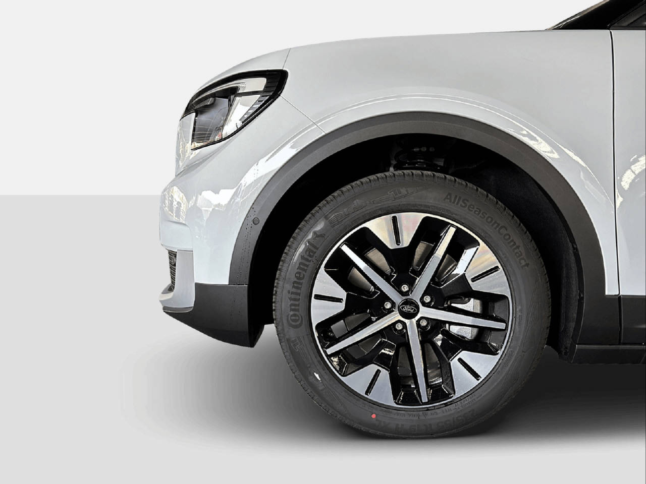 FORD Explorer Extended Range Premium AWD-image-4