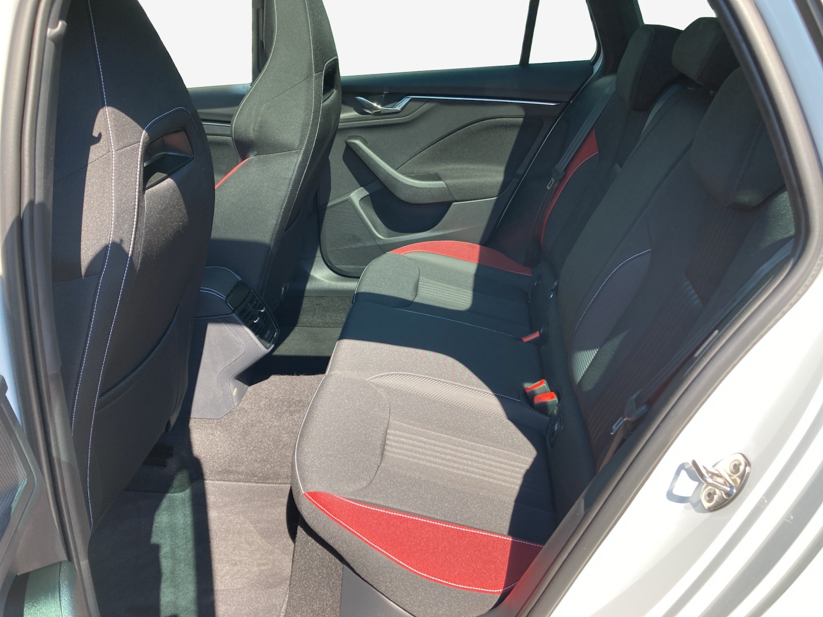 SKODA Scala 1.5 TSI ACT Monte Carlo DSG-image-11