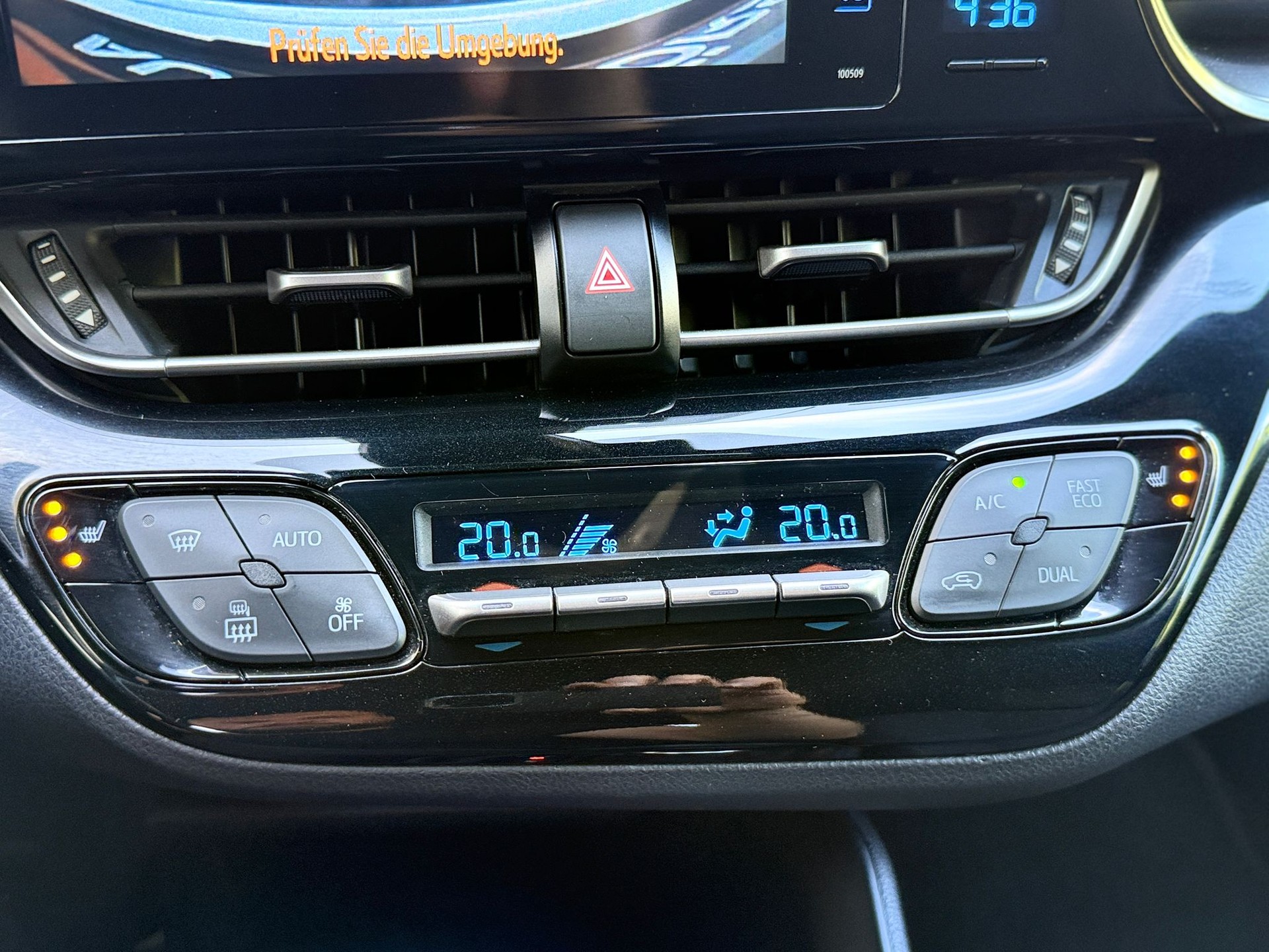 TOYOTA C-HR 1.2 Turbo Comfort 4x4-image-17