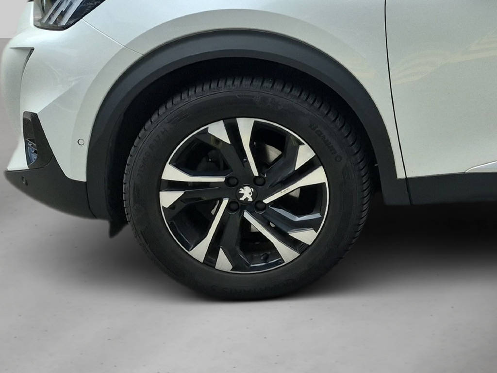 PEUGEOT 2008 Essence 130ch EAT8 GT-image-5