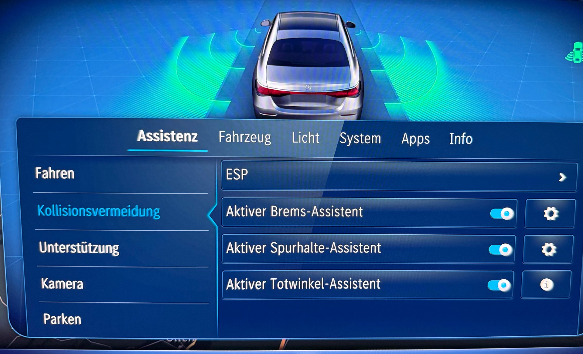 MERCEDES-BENZ E 200 AMG Line 9G-Tronic 4Matic-image-17