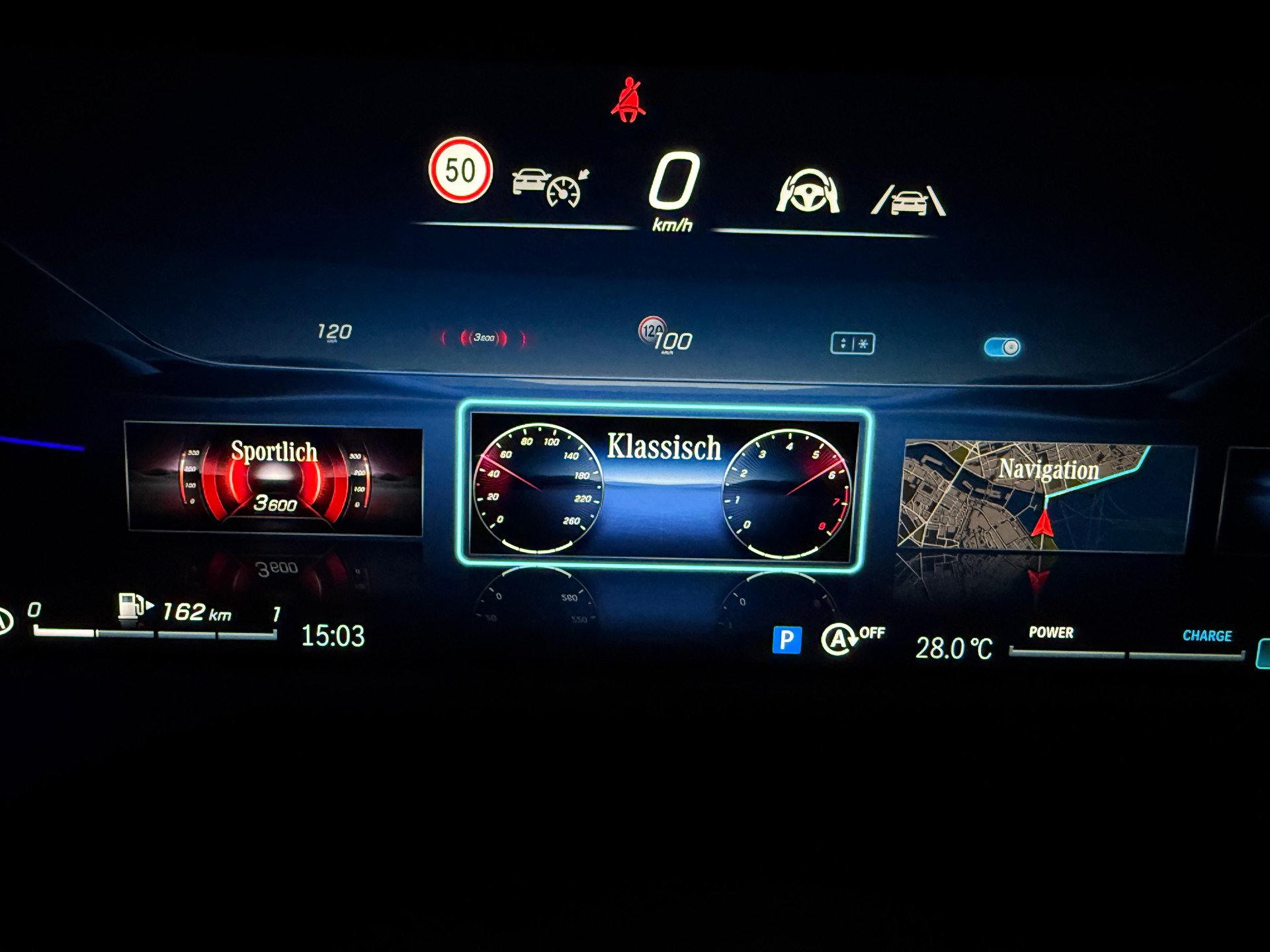 MERCEDES-BENZ E 200 AMG Line 9G-Tronic 4Matic-image-26