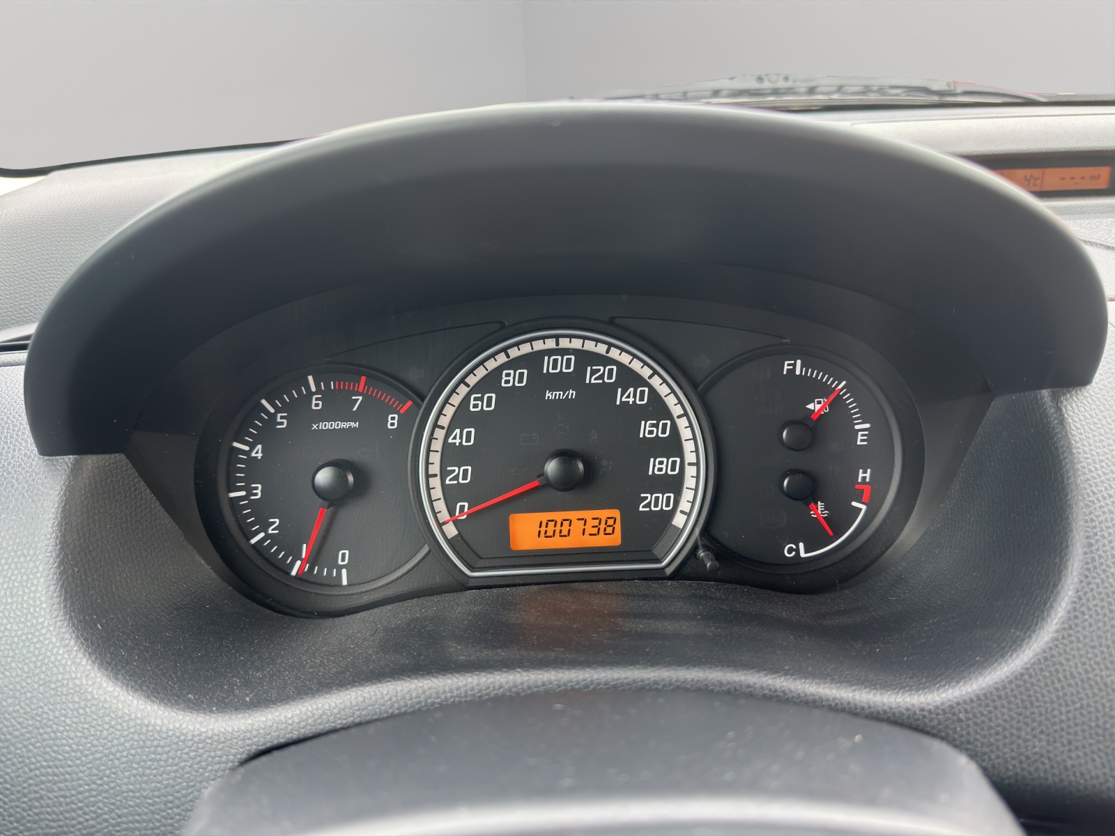 SUZUKI Swift 1.3i 16V GL Top 4x4-image-15