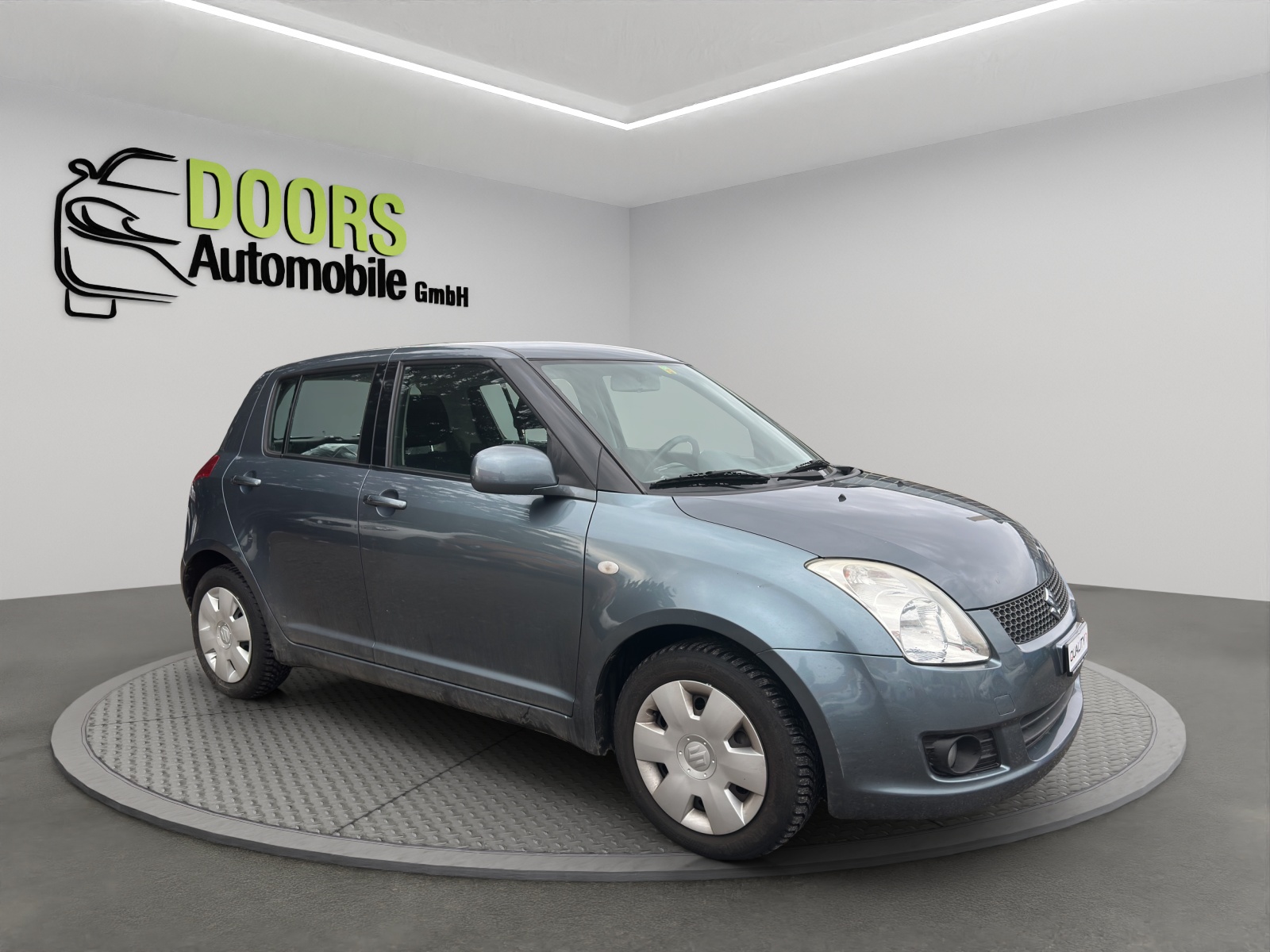 SUZUKI Swift 1.3i 16V GL Top 4x4-image-0