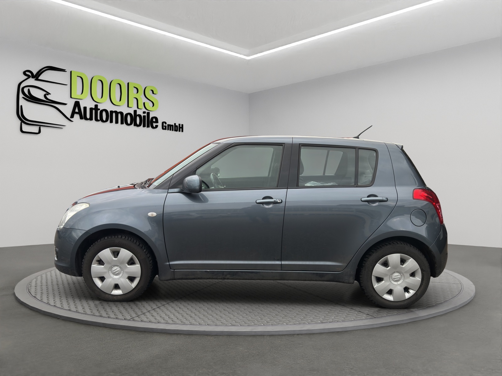 SUZUKI Swift 1.3i 16V GL Top 4x4-image-6