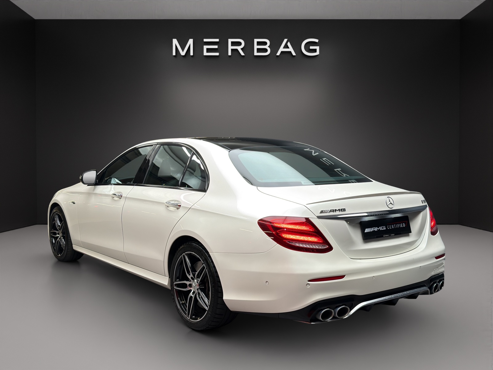 MERCEDES-BENZ E 53 AMG 4Matic+-image-3