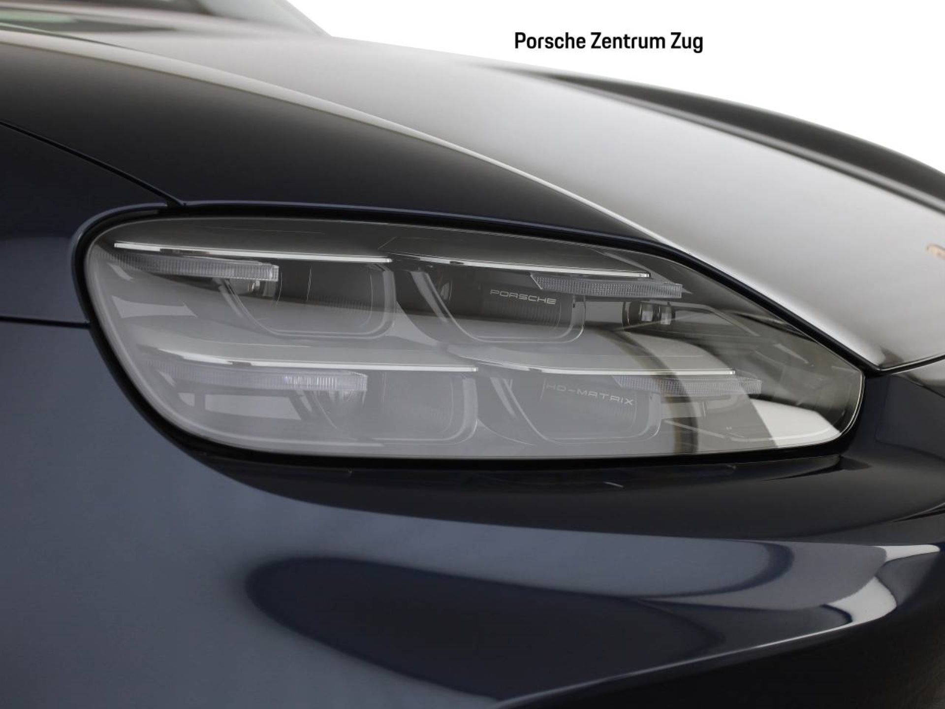 PORSCHE Cayenne S Electric-image-19