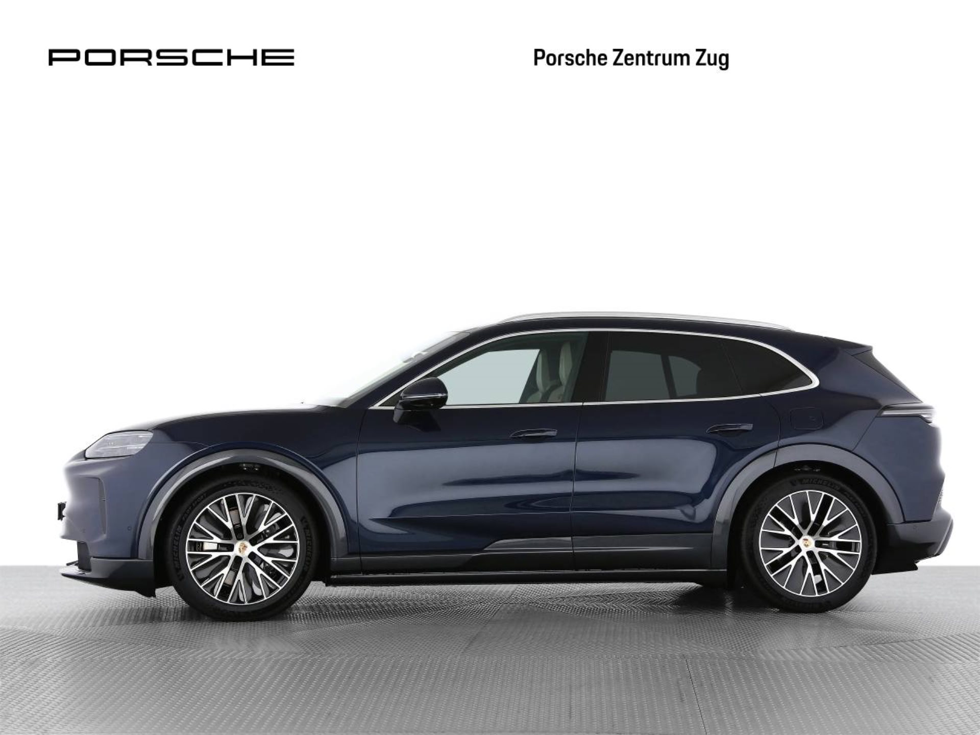 PORSCHE Cayenne S Electric-image-6