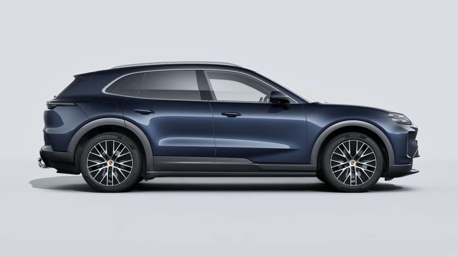 PORSCHE Cayenne S Electric-image-5