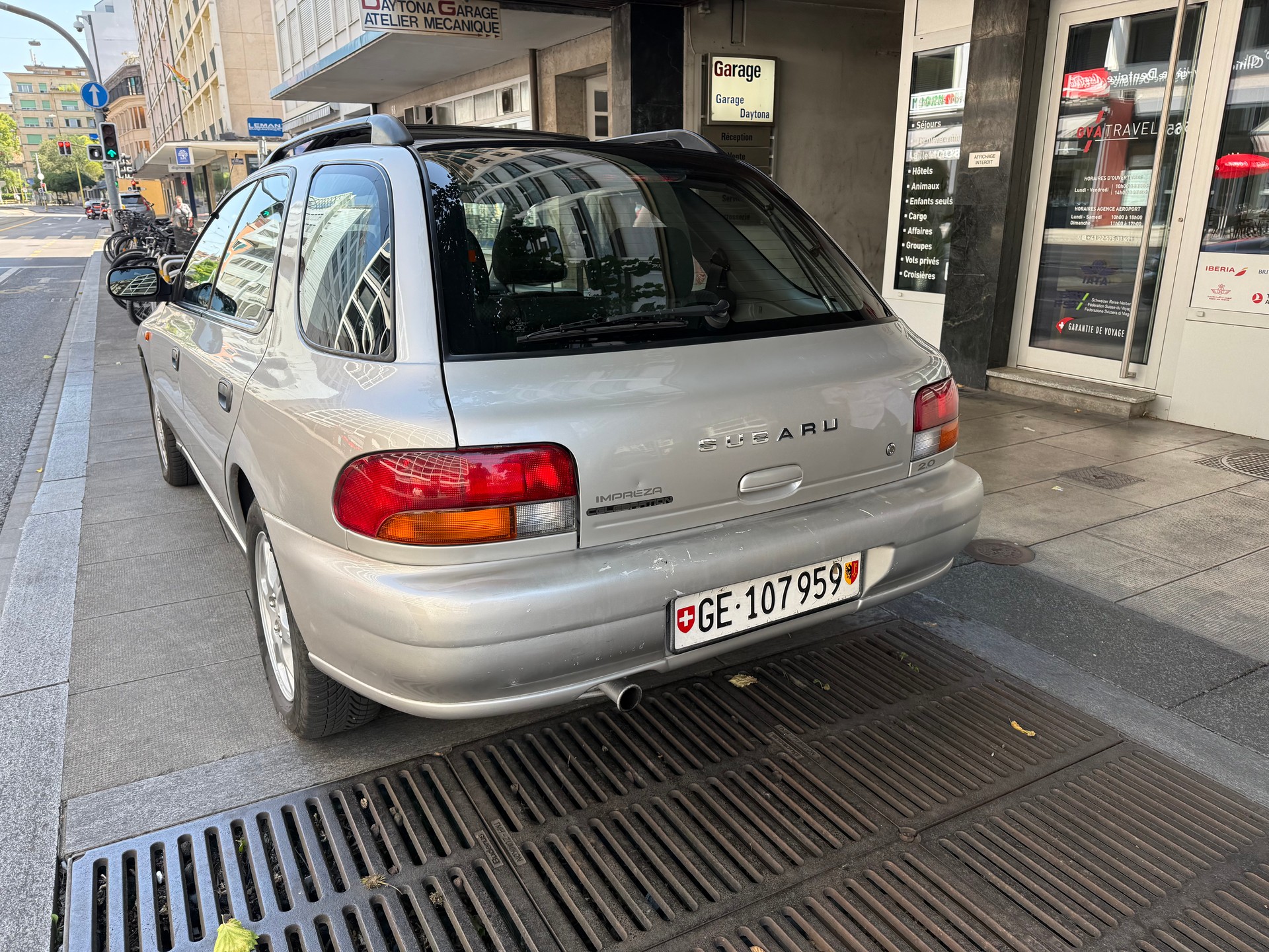 SUBARU IMPREZA-image-5