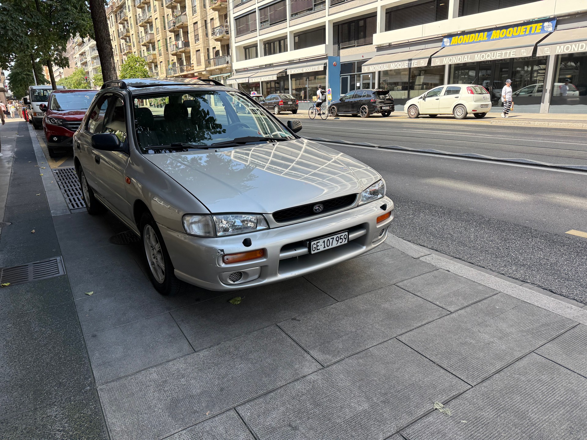 SUBARU IMPREZA-image-1