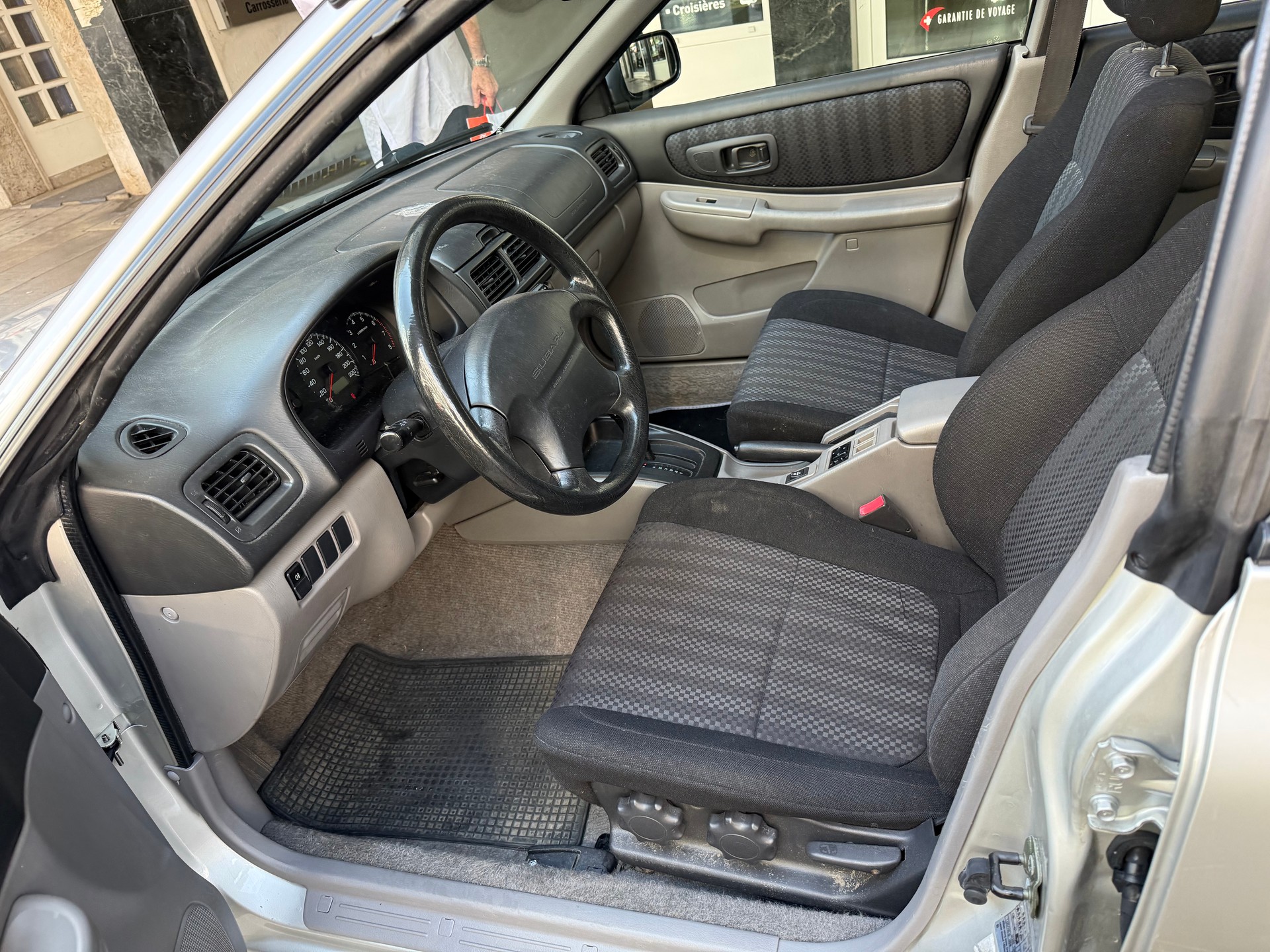 SUBARU IMPREZA-image-13