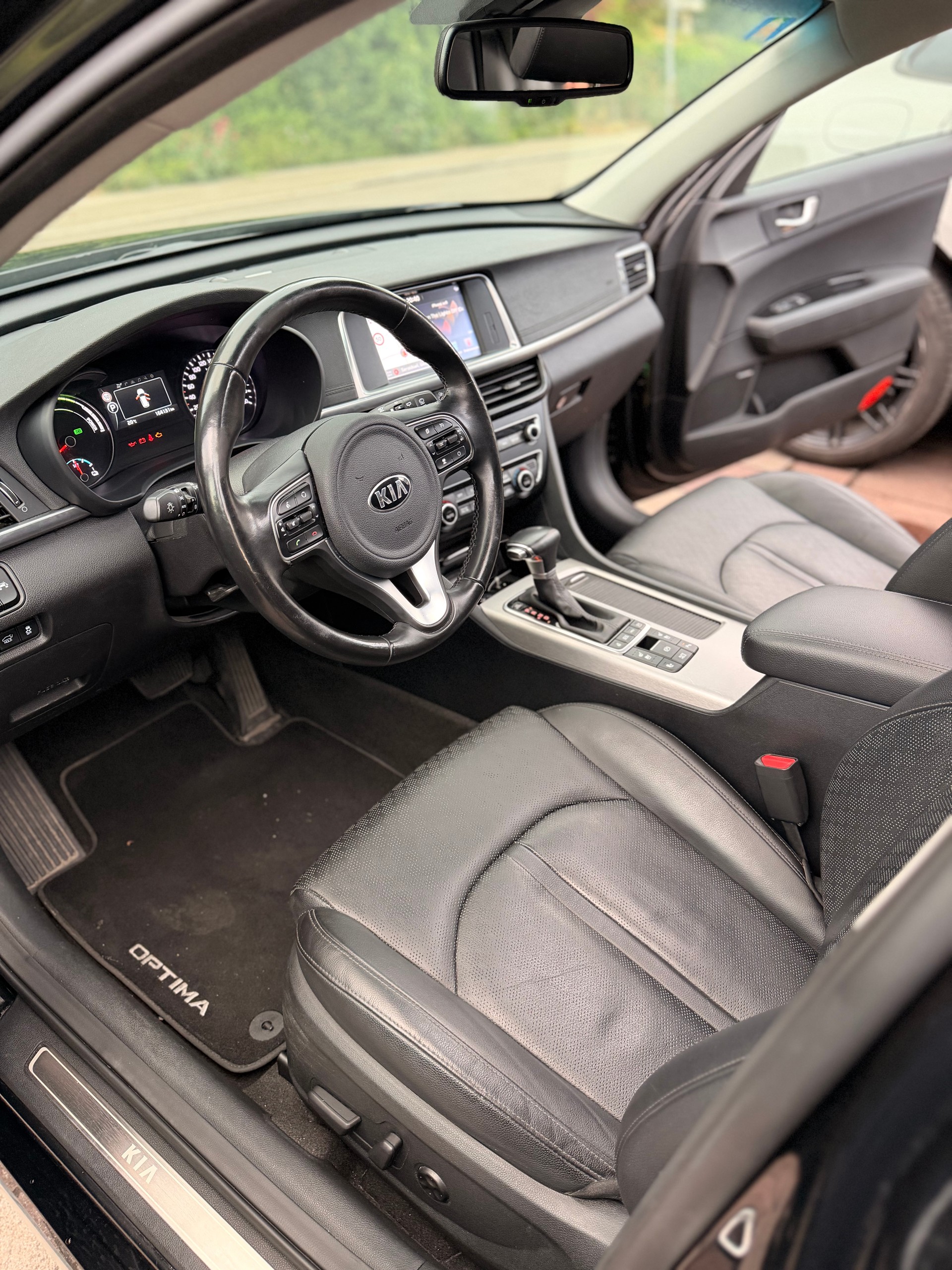 KIA 2.0 GDi Plug-in Hybrid Style-image-4