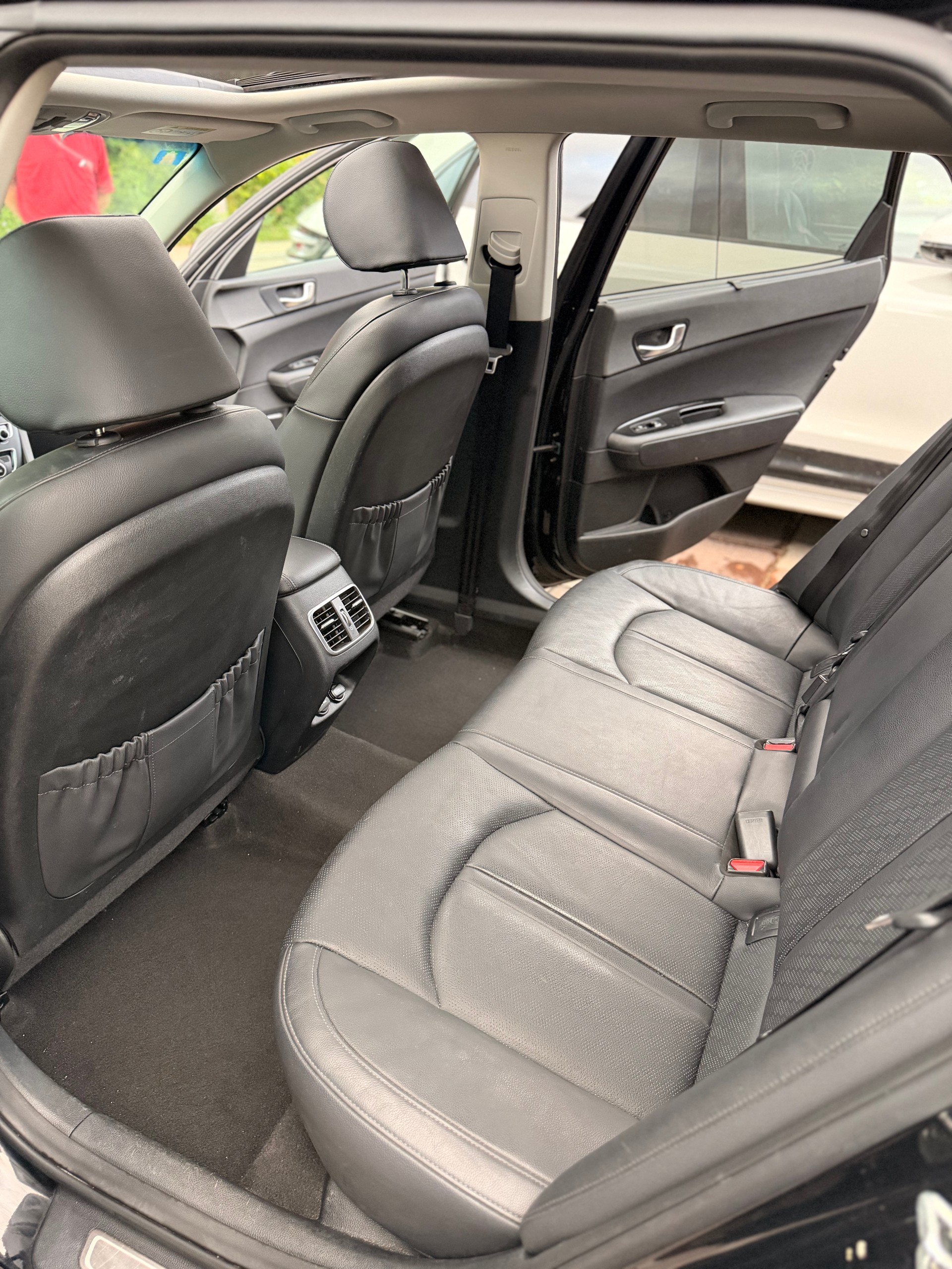 KIA 2.0 GDi Plug-in Hybrid Style-image-5