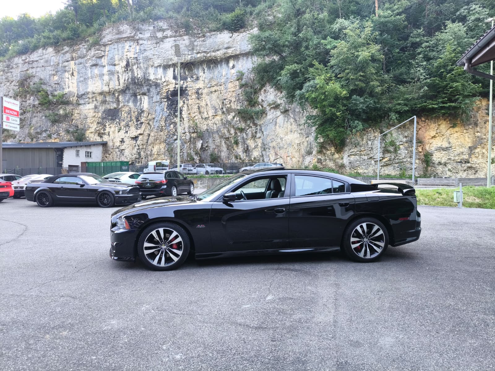 DODGE Charger 6.4 SRT-8-image-7