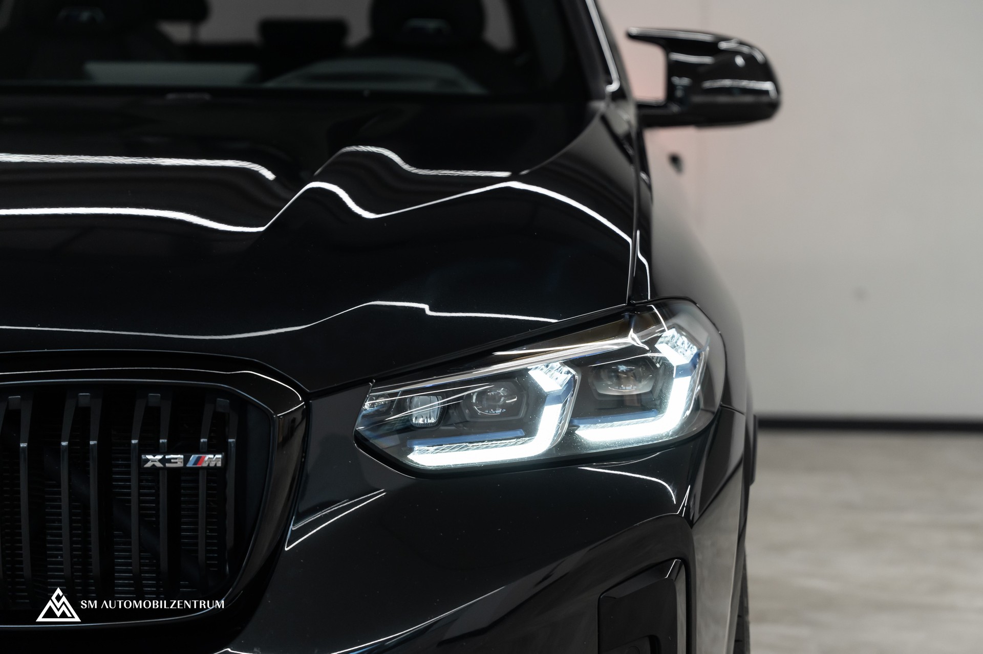 BMW X3 M Competition / Panorama / 50 Jahre BMW M / 360° / Head-Up / Laserlight-image-3