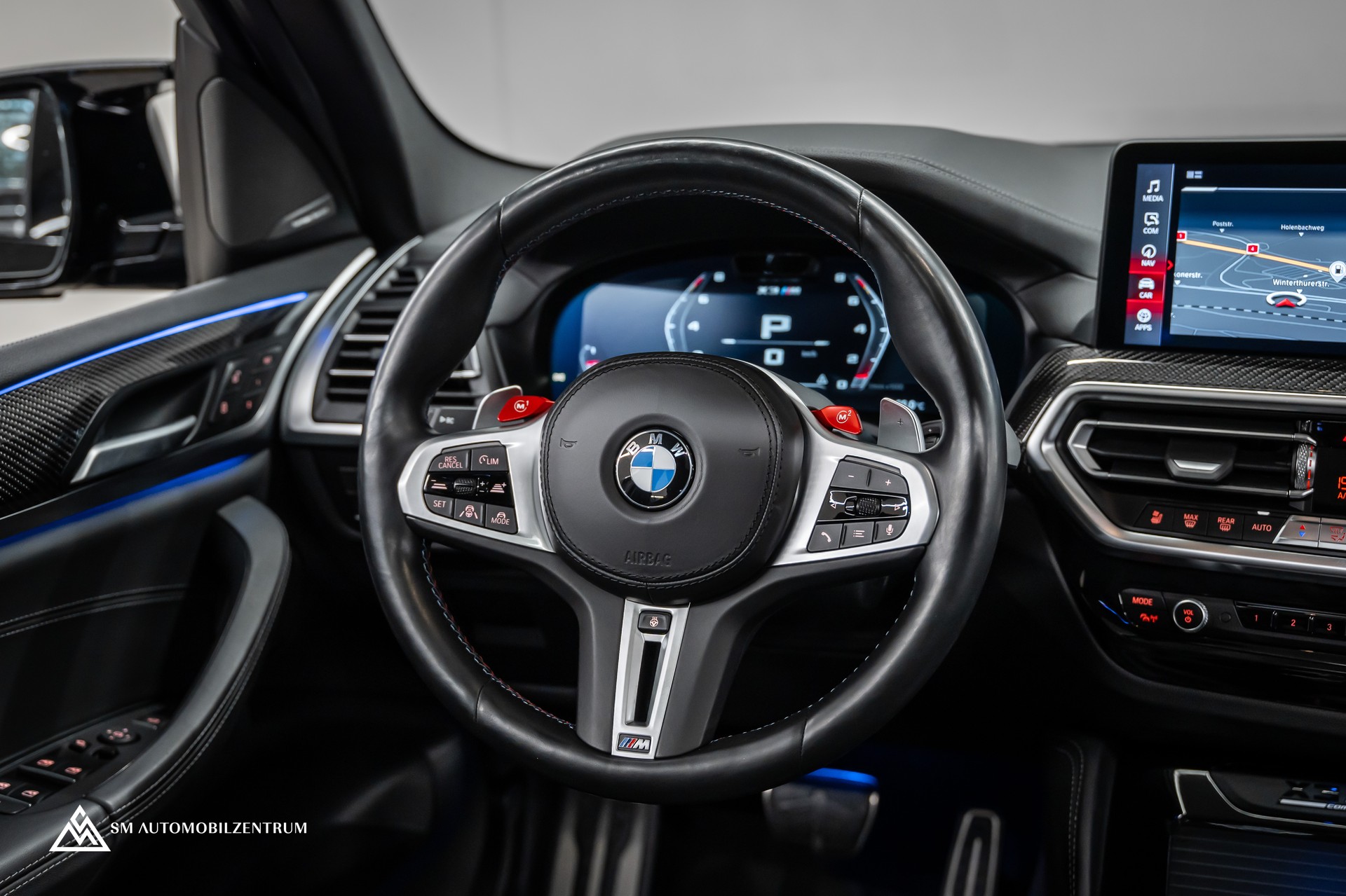 BMW X3 M Competition / Panorama / 50 Jahre BMW M / 360° / Head-Up / Laserlight-image-16