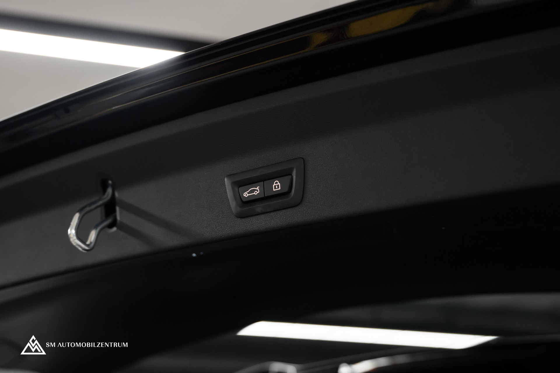 BMW X3 M Competition / Panorama / 50 Jahre BMW M / 360° / Head-Up / Laserlight-image-11