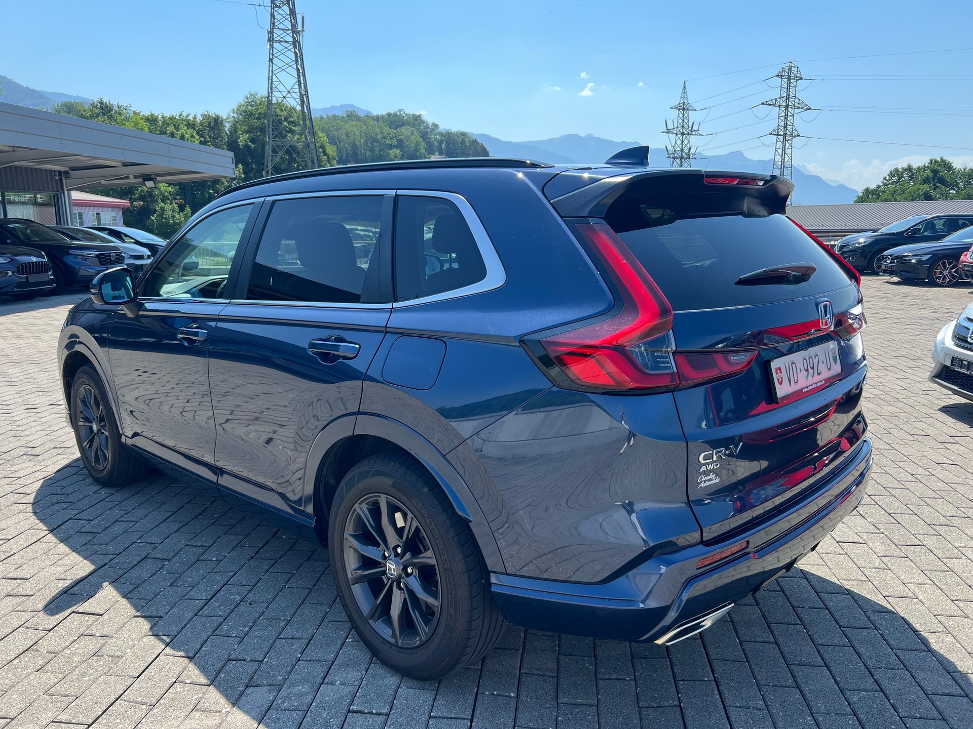 HONDA CR-V 2.0i MMD Hybrid Advance 4WD Automatic-image-5