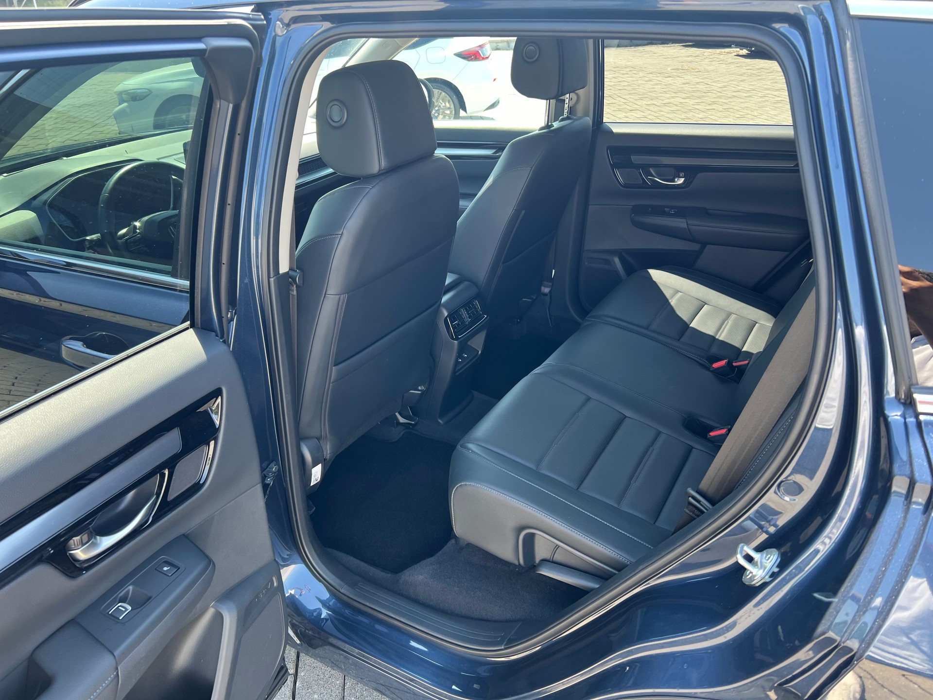 HONDA CR-V 2.0i MMD Hybrid Advance 4WD Automatic-image-8