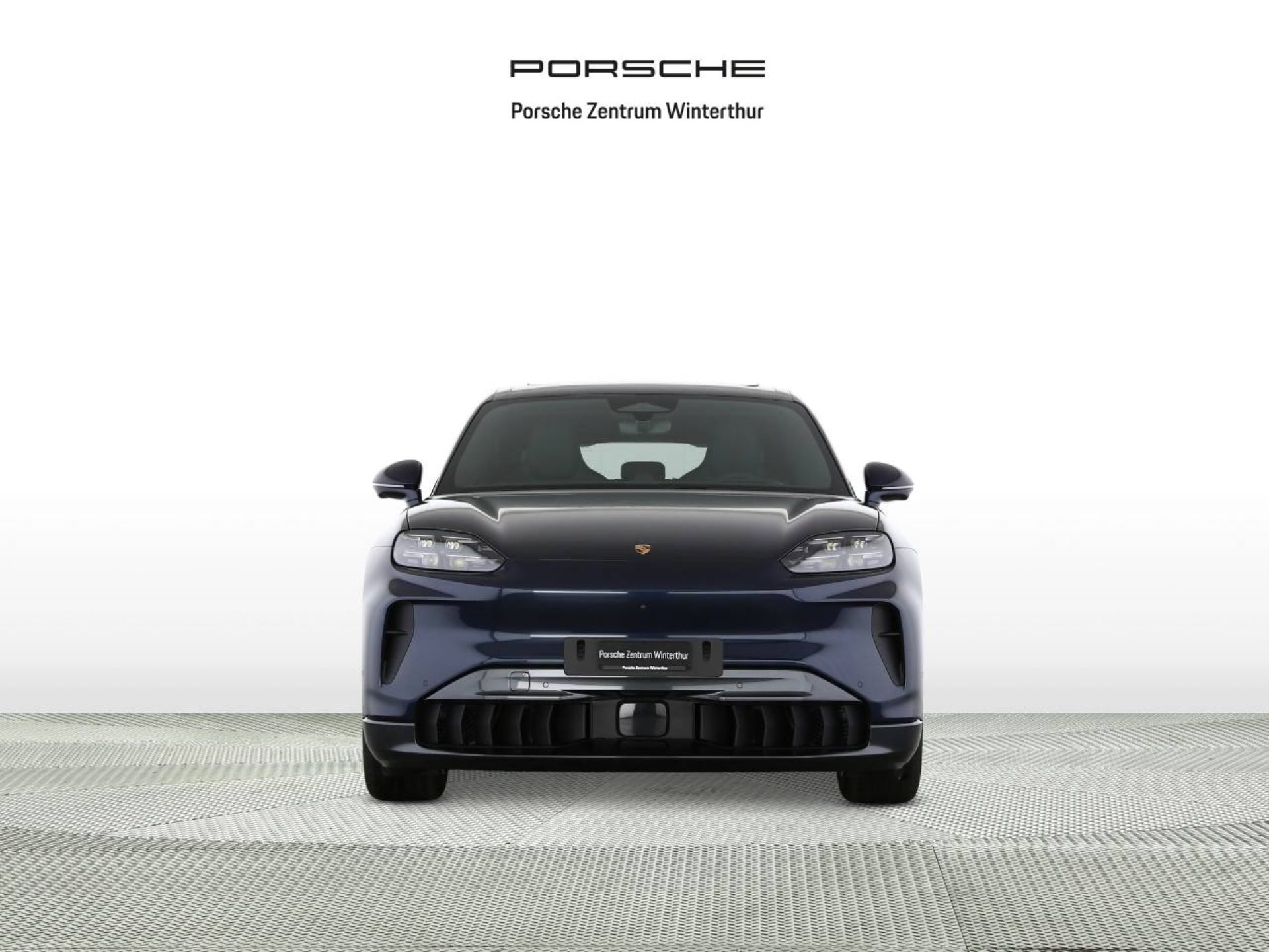 PORSCHE Cayenne Electric-image-5