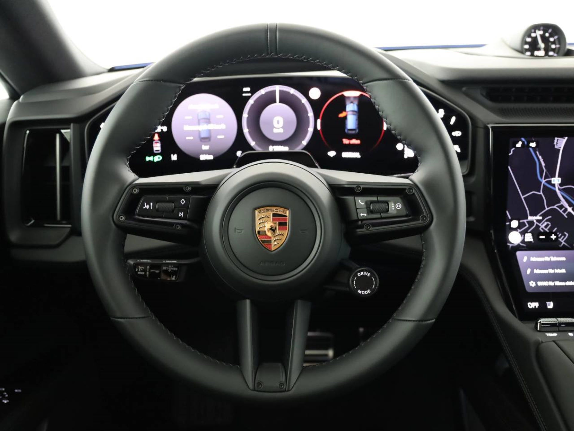 PORSCHE Cayenne Electric-image-9