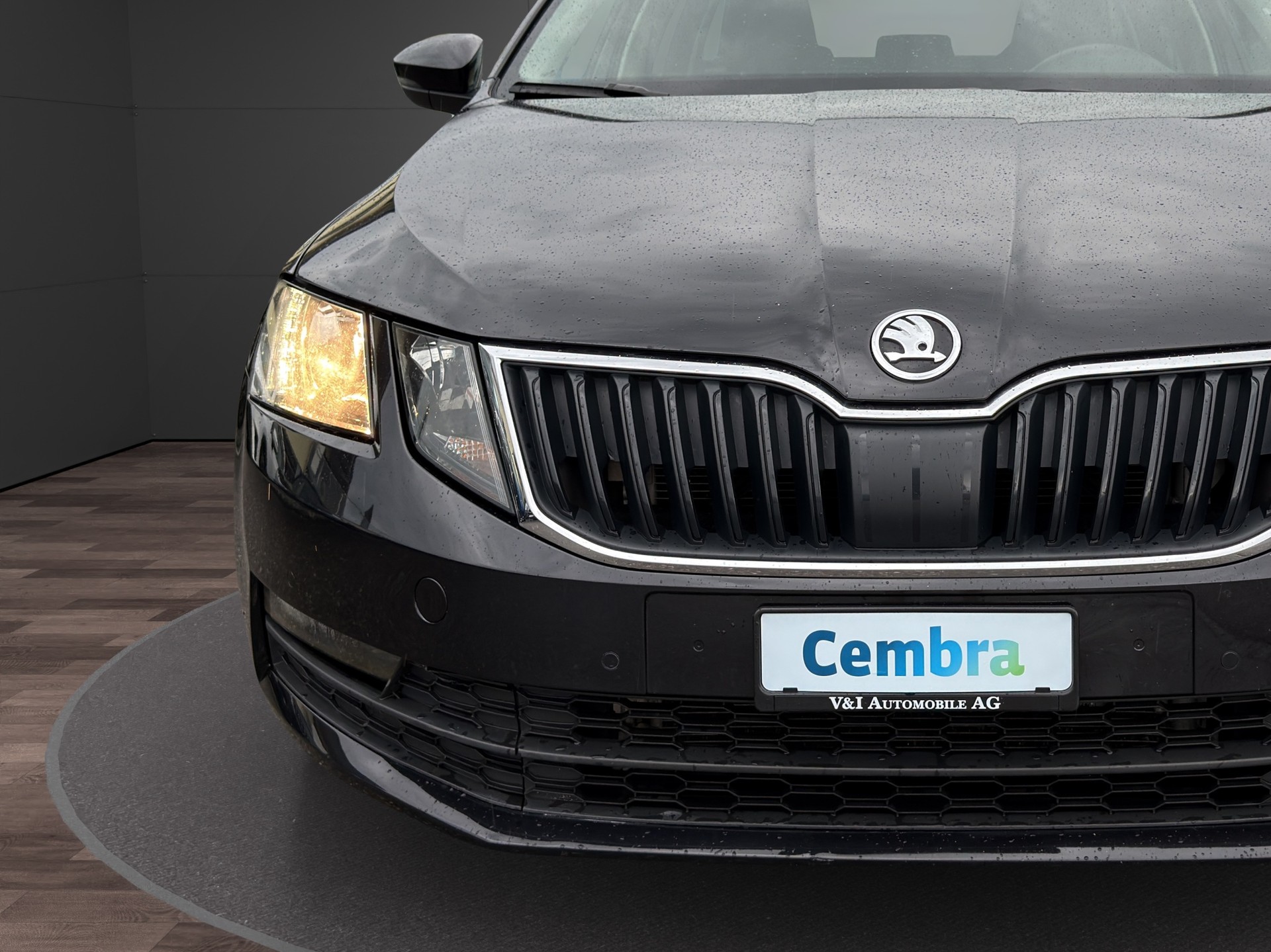 SKODA Octavia Combi 2.0 TDI Ambition 4x4 DSG-image-8