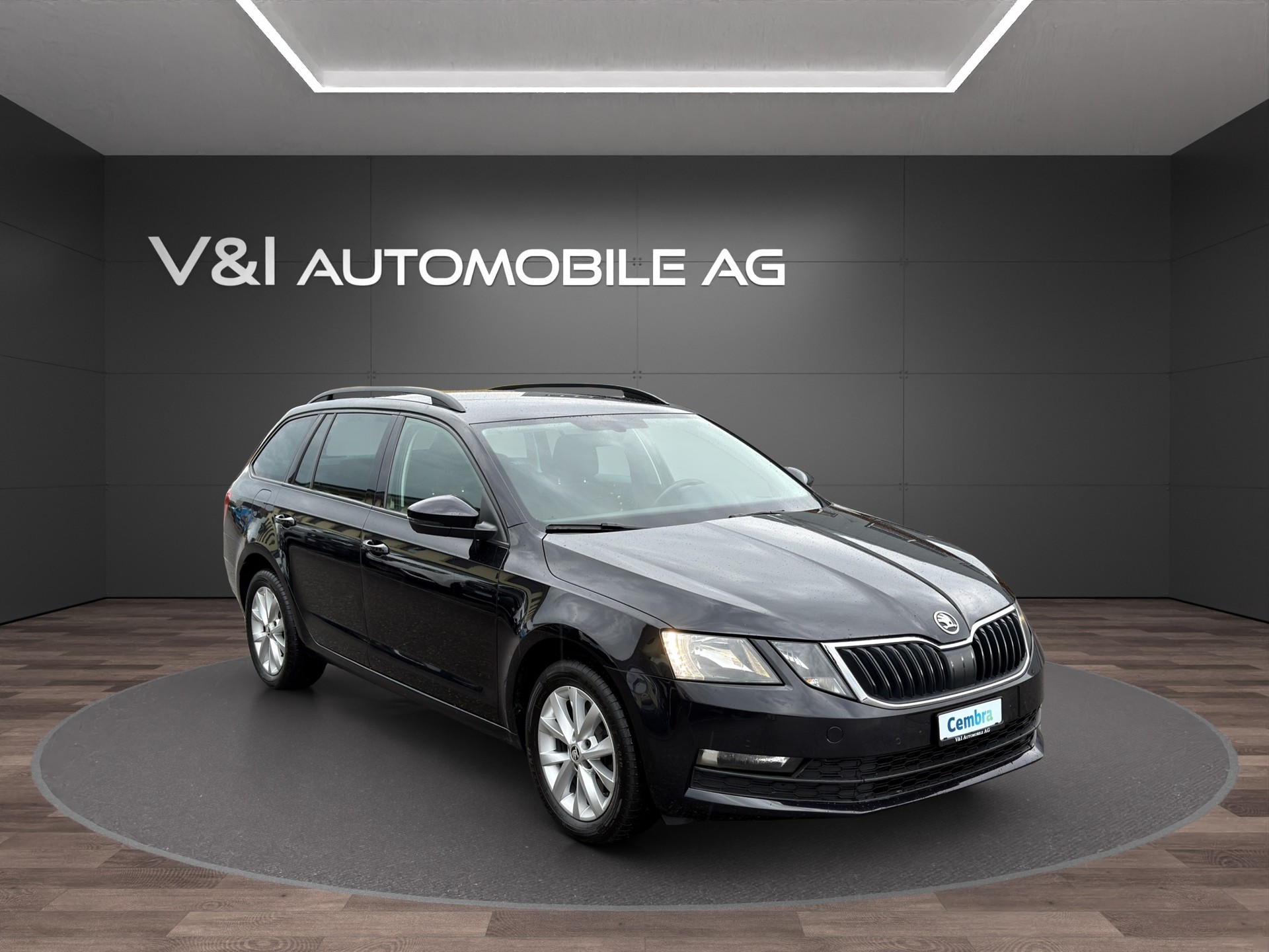 SKODA Octavia Combi 2.0 TDI Ambition 4x4 DSG-image-1