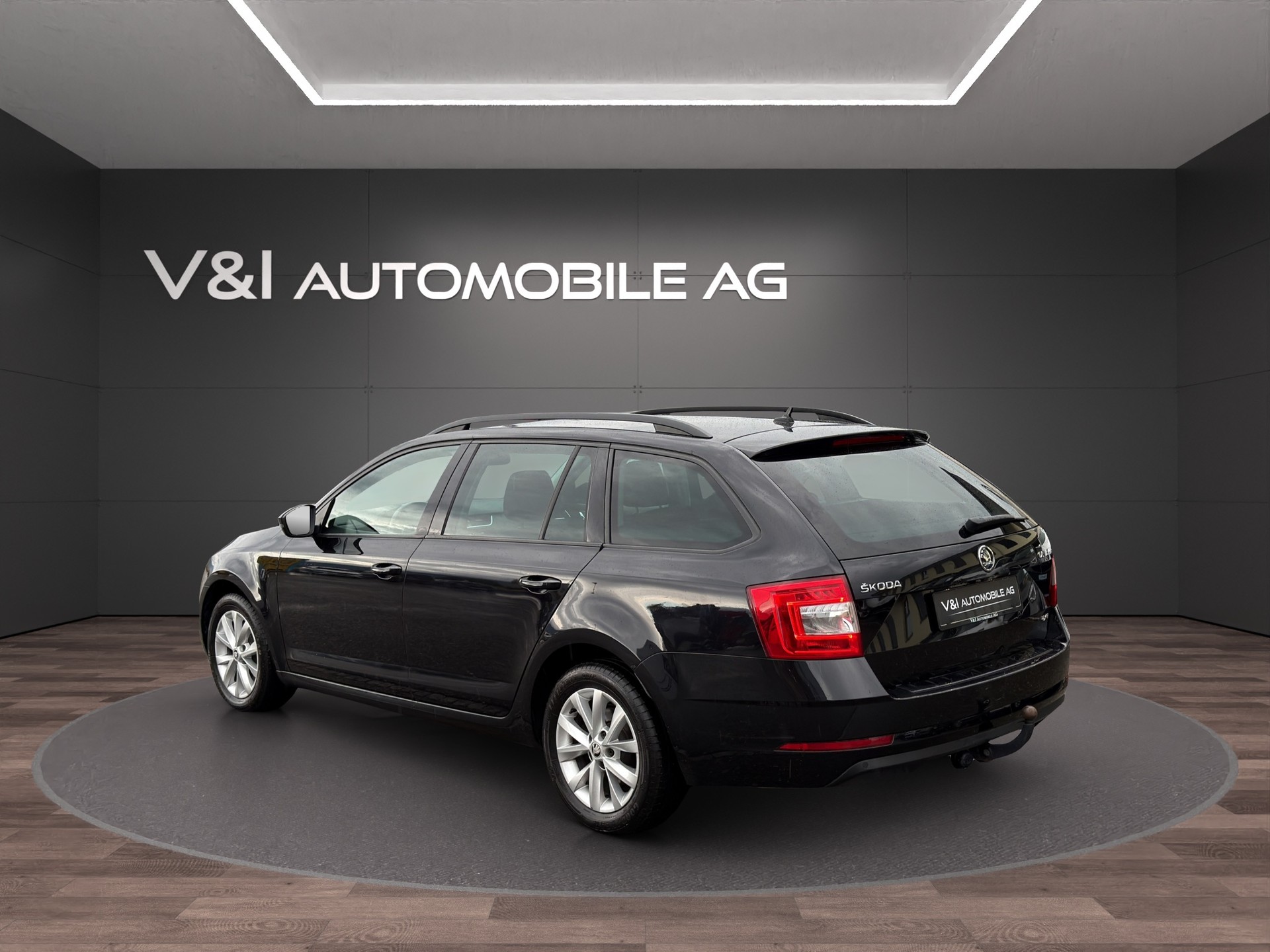 SKODA Octavia Combi 2.0 TDI Ambition 4x4 DSG-image-3