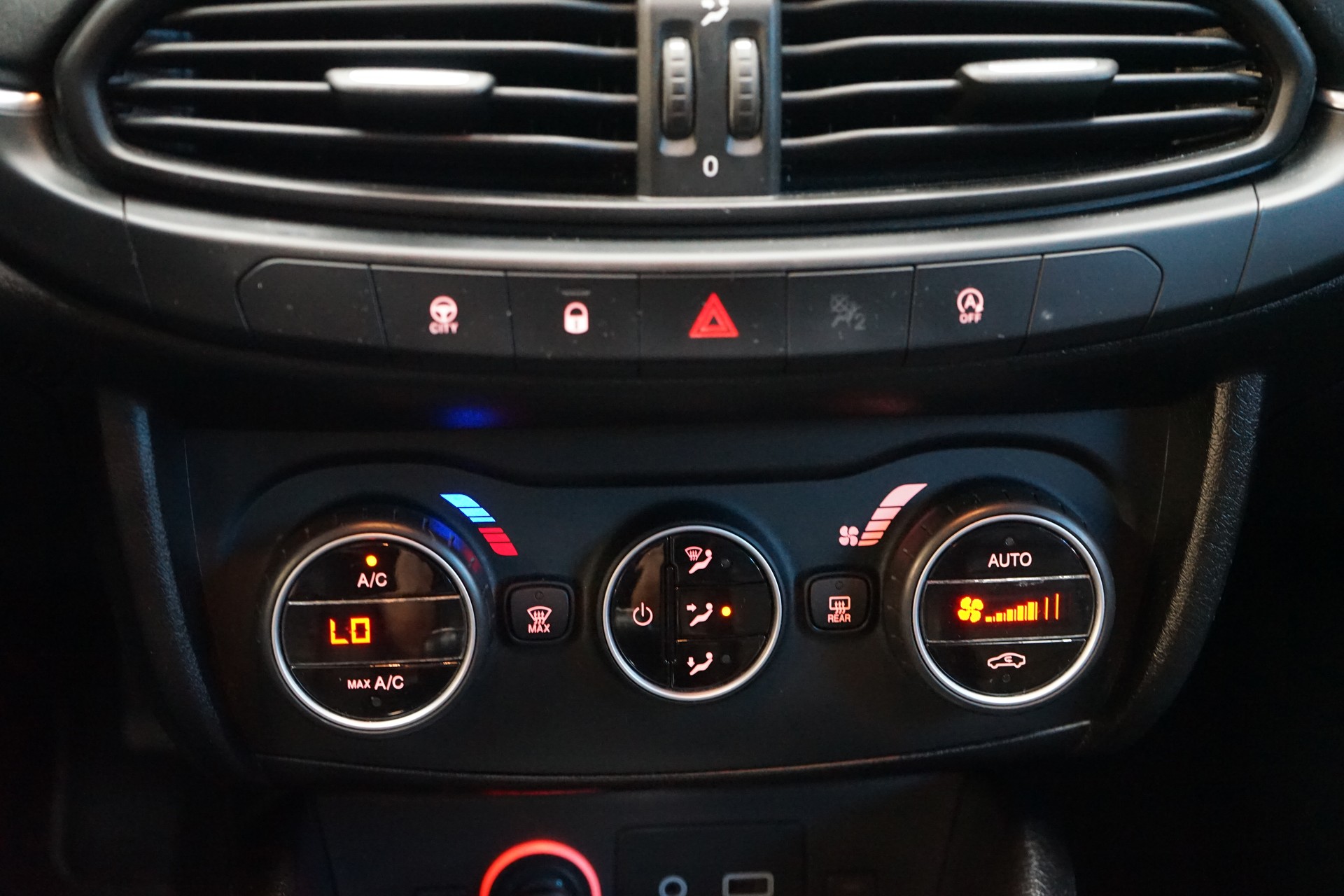 FIAT Tipo 1.6MJ Station Wagon S-Design-image-11