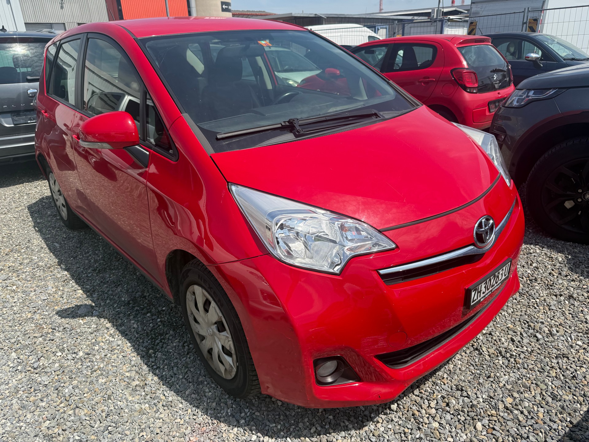 TOYOTA Verso-S 1.33 Linea Terra Multidrive S-image-0